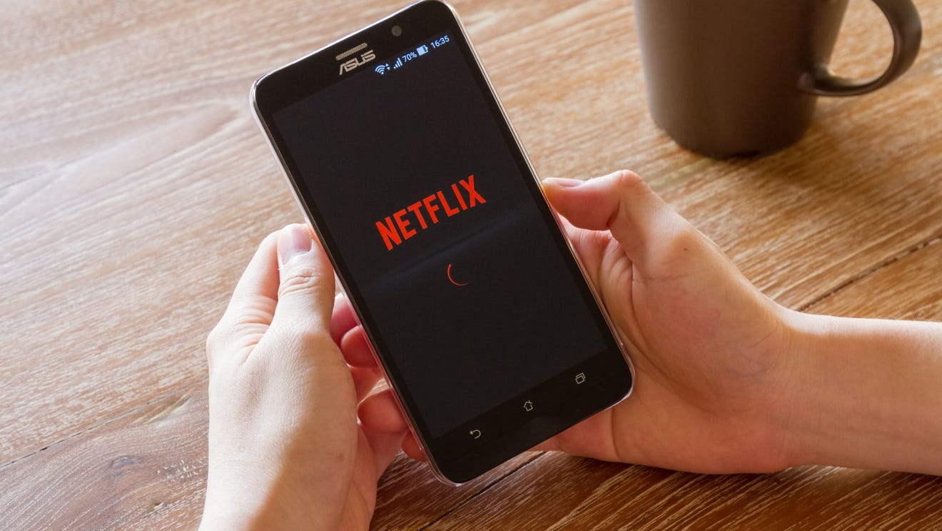 How many people can watch Netflix at once? How many devices can stream