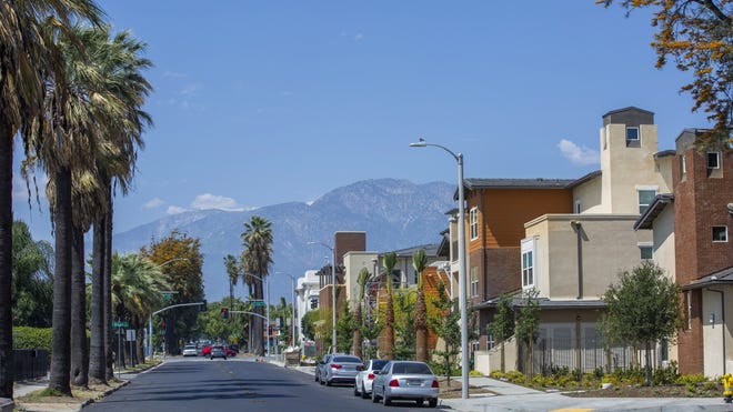 24. Riverside-San Bernardino-Ontario, CA     • Increase in median list price, May 2021-May 2022:  +14.2%     • Median list price, May 2022:  $599,000 (12th highest out of 50)     • Median days on market:  27 days (24th most out of 50)     • Population:  4,600,396