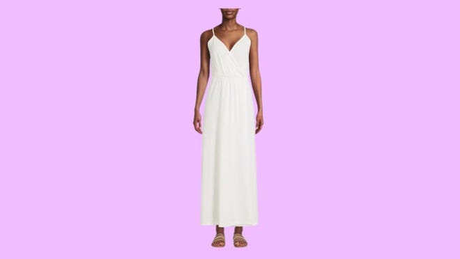 This Nine.Eight maxi dress is a summer wardrobe must-have.