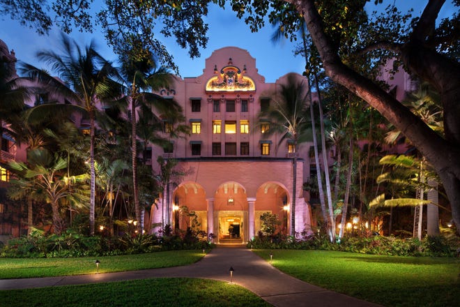 El Royal Hawaiian Resort, Waikiki, es una de las propiedades más históricas de Oahu.