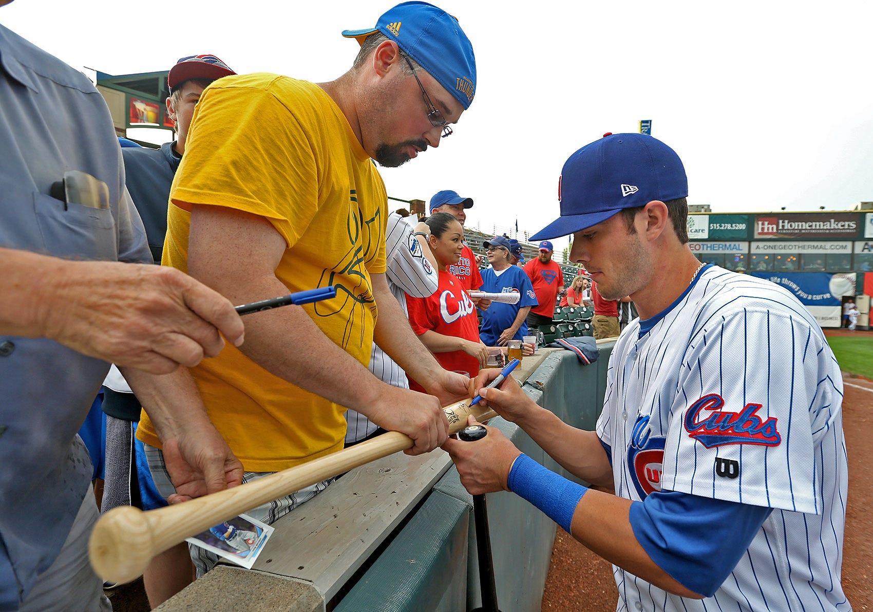 kris bryant face shirt
