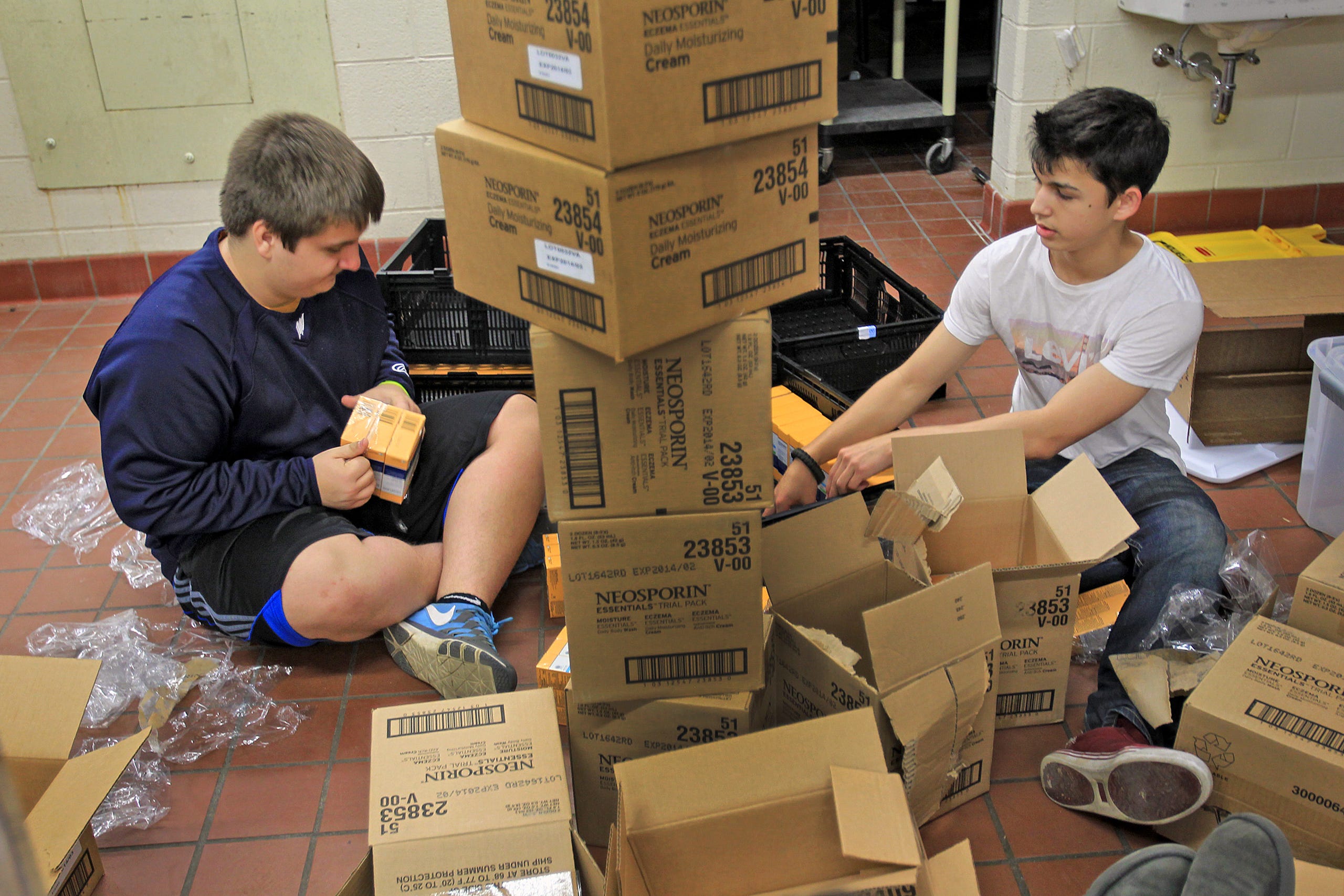 Center Grove Students Operate Care Food Pantry