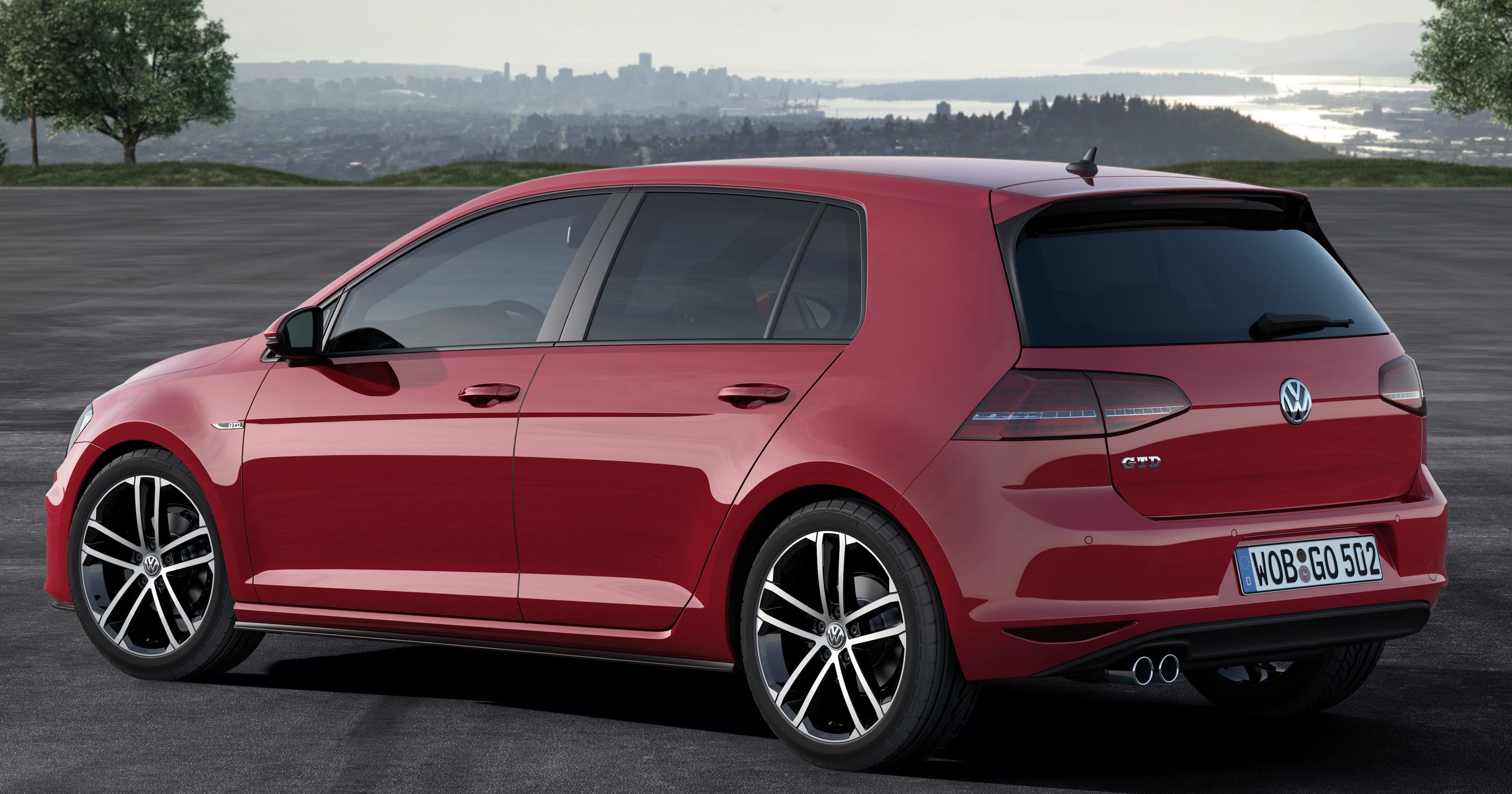 VW uncovers sporty diesel Golf for Europe