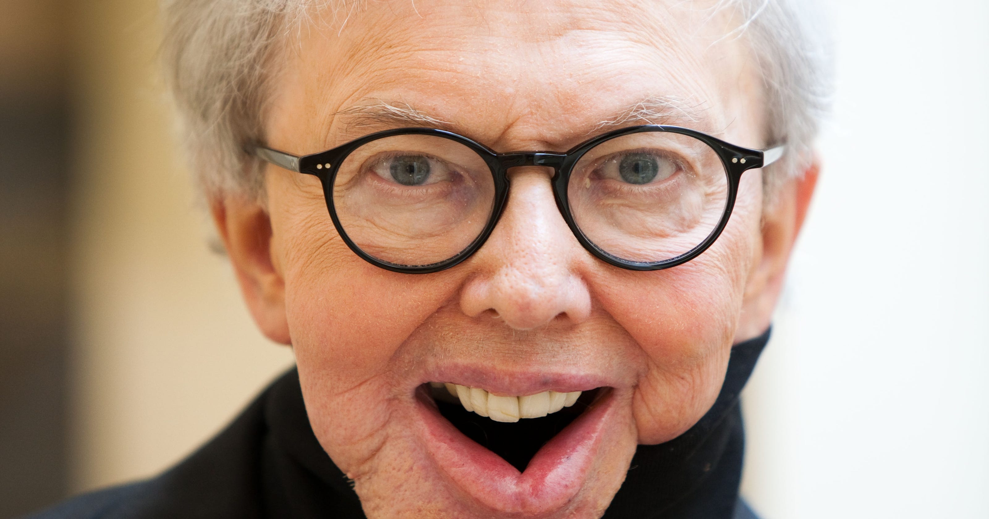 Who Is The Best Film Critic / Why You Should Thank a Film Critic Today