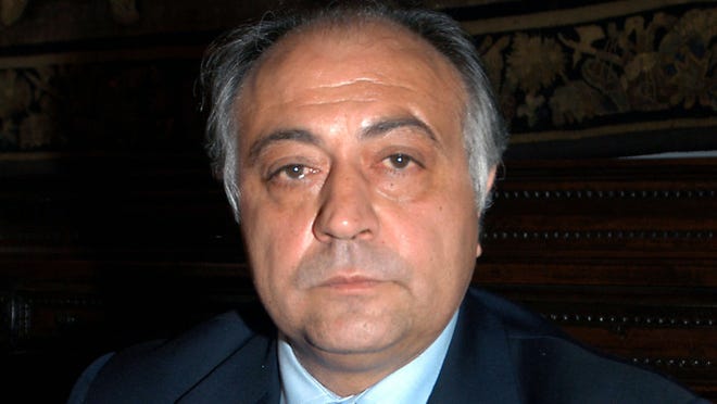 Milan's regional government, Domenico Zambetti was arrested on charges that he paid euro 202,000 ($260,000) to the mafia in exchange for 4,000 votes in elections in 2010. 