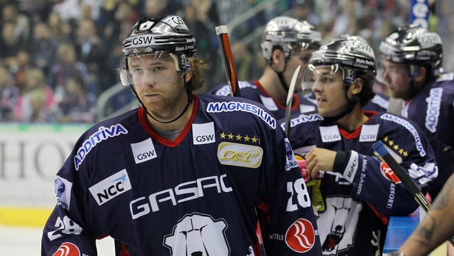 Agent: Claude Giroux's injury is 'very minor'