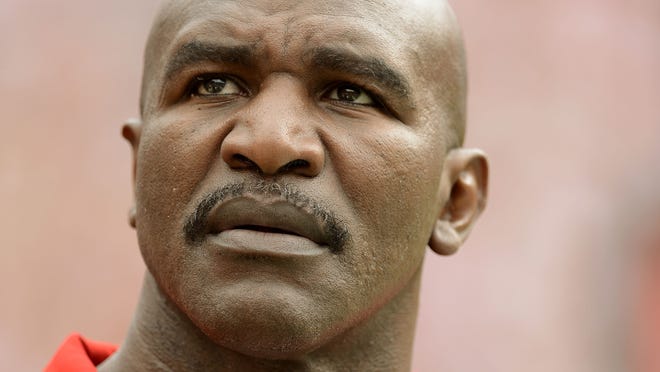 Judge Blocks Sale Of Some Evander Holyfield Memorabilia