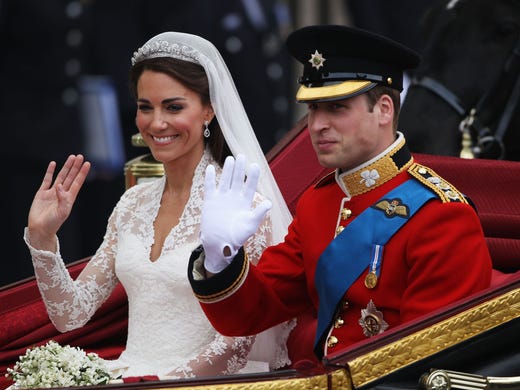 Palace: Kate Middleton's pregnant!