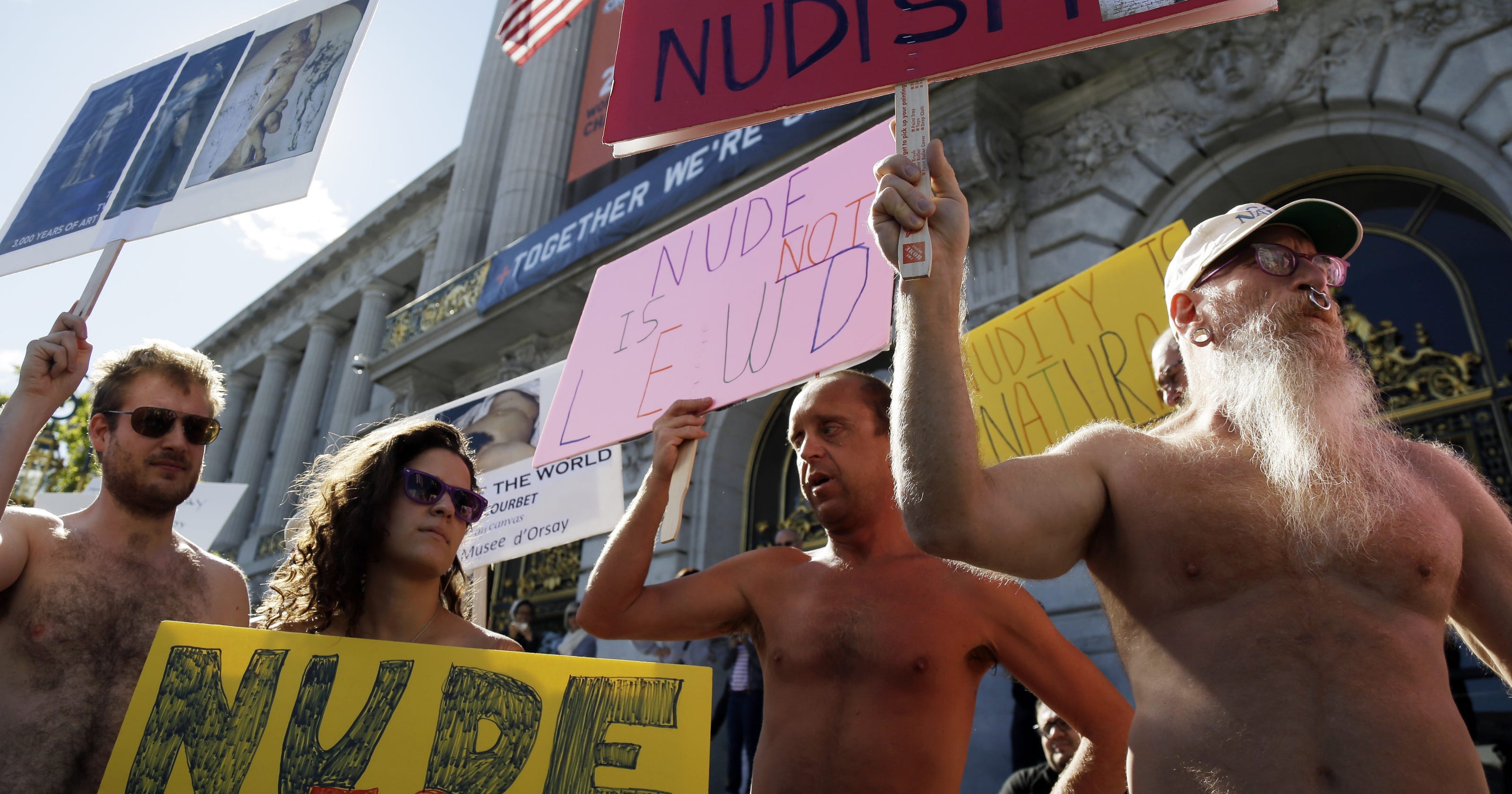 San Francisco lawmakers vote to ban public nudity - CSMonitor.com