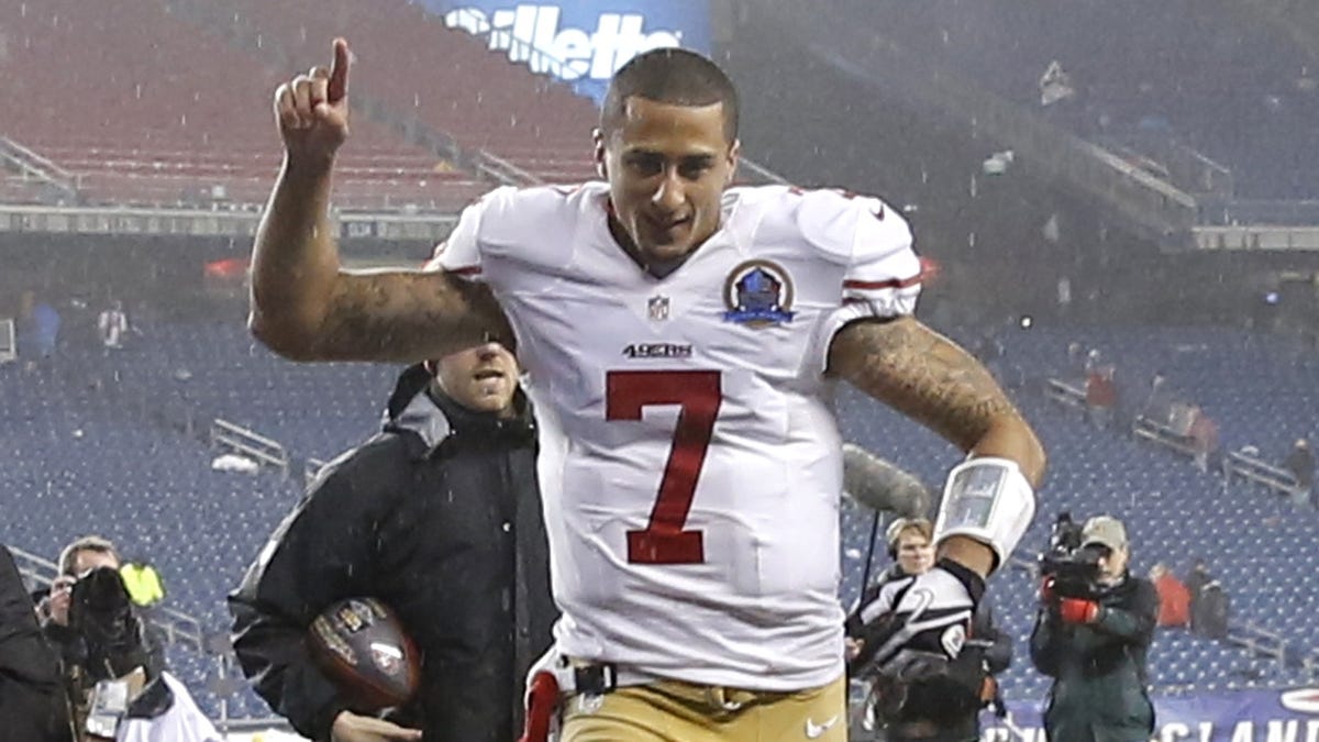 Colin Kaepernick rises to occasion as 49ers top Patriots