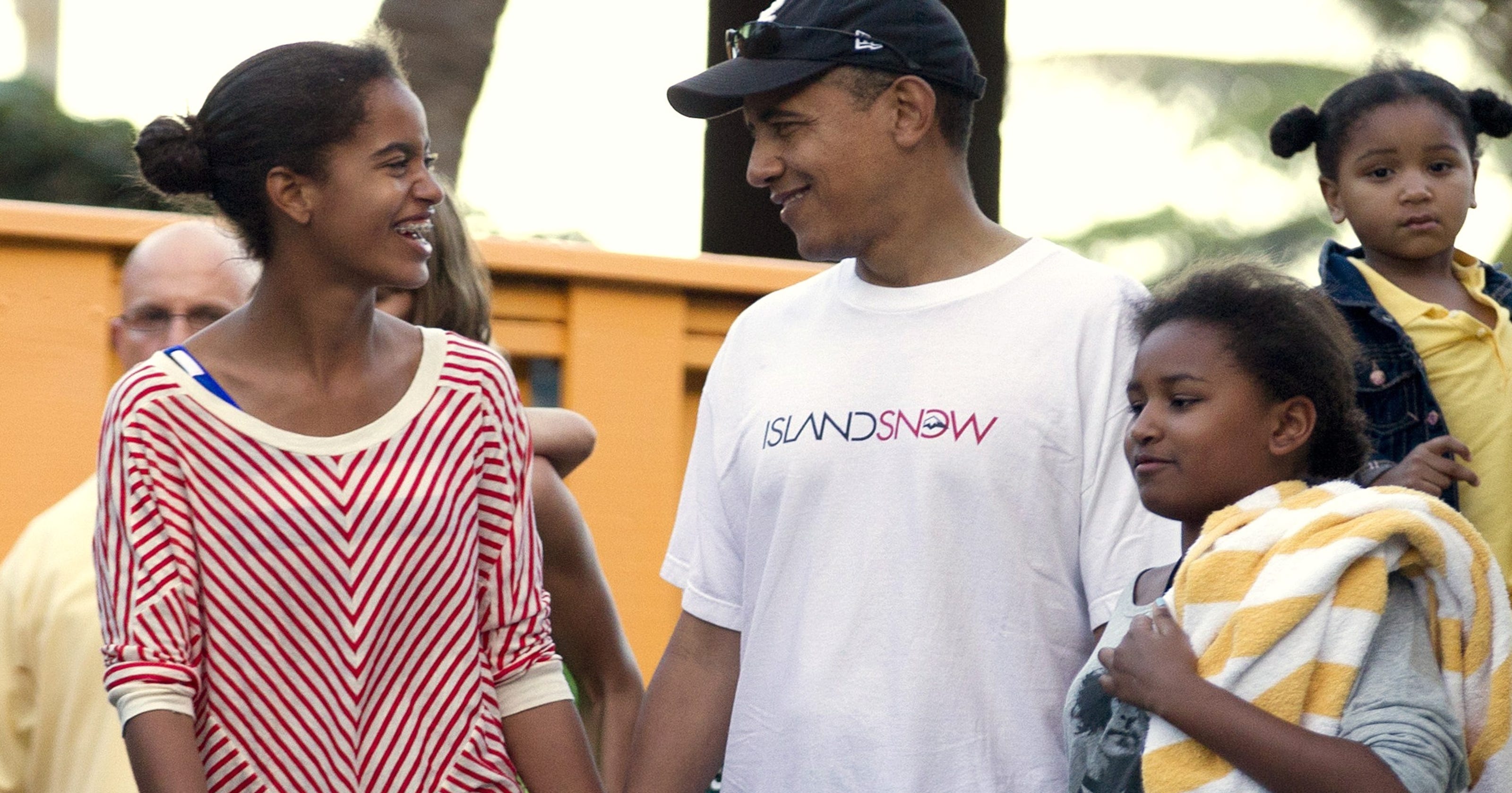 Obama heading to Hawaii for Christmas vacation