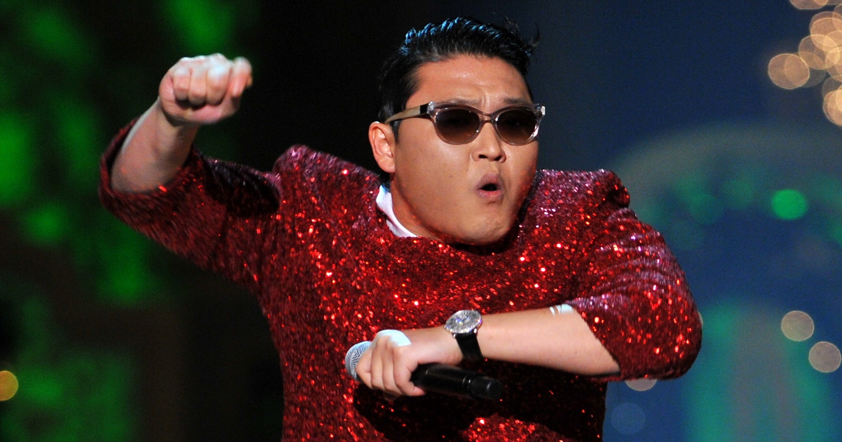  PSY s Gangnam Style Hits 1 Billion Views