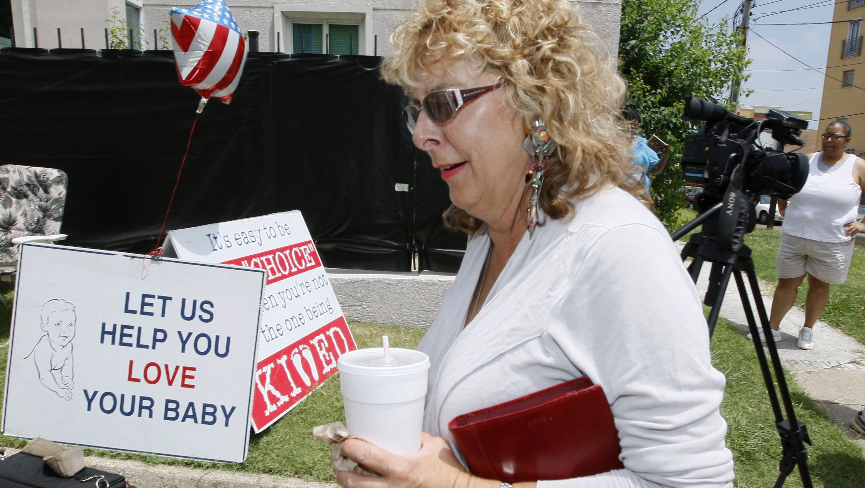 Legal Woes For Mississippi S Only Abortion Clinic