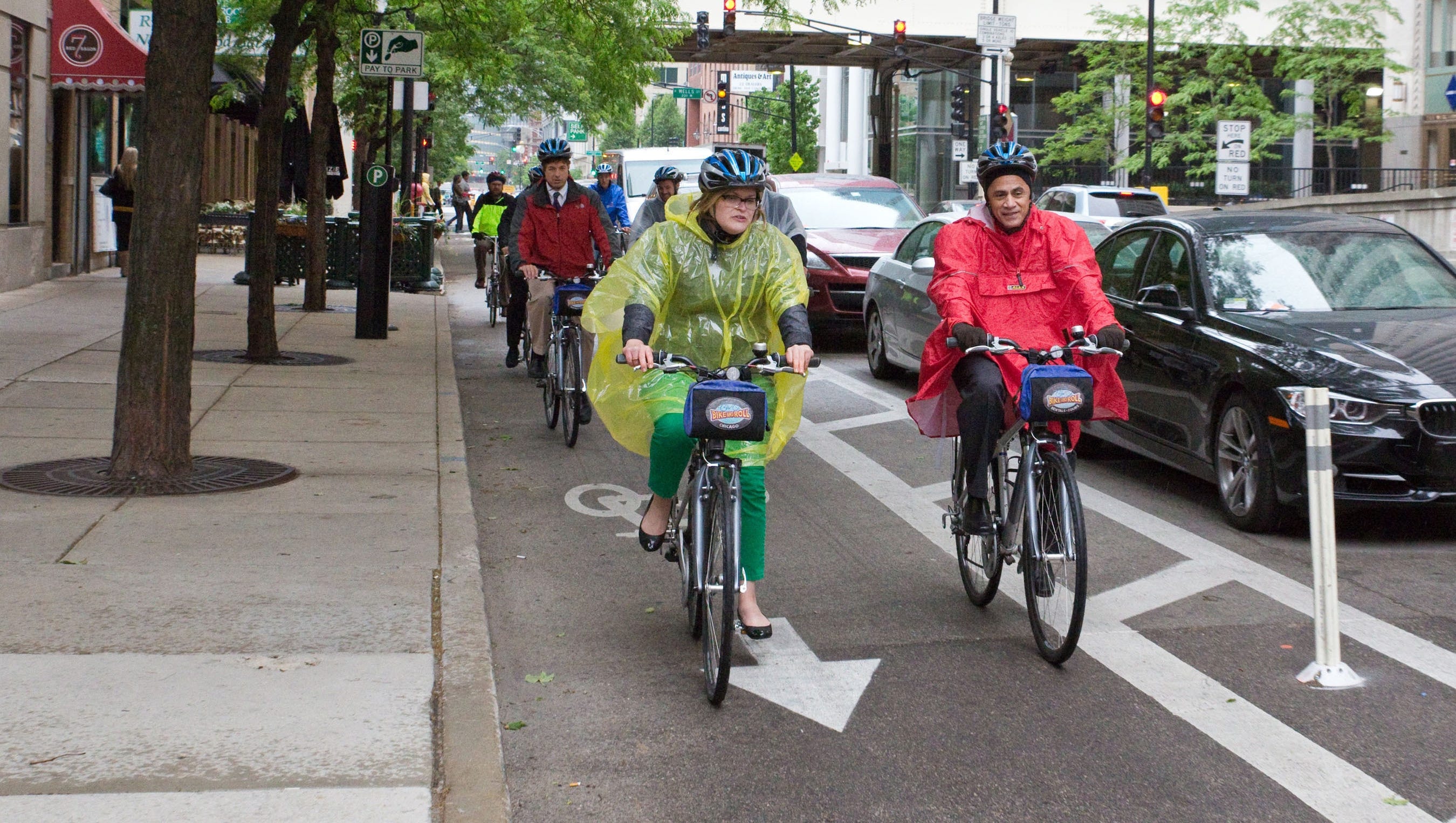 More protected lanes for bicyclists pop up in cities