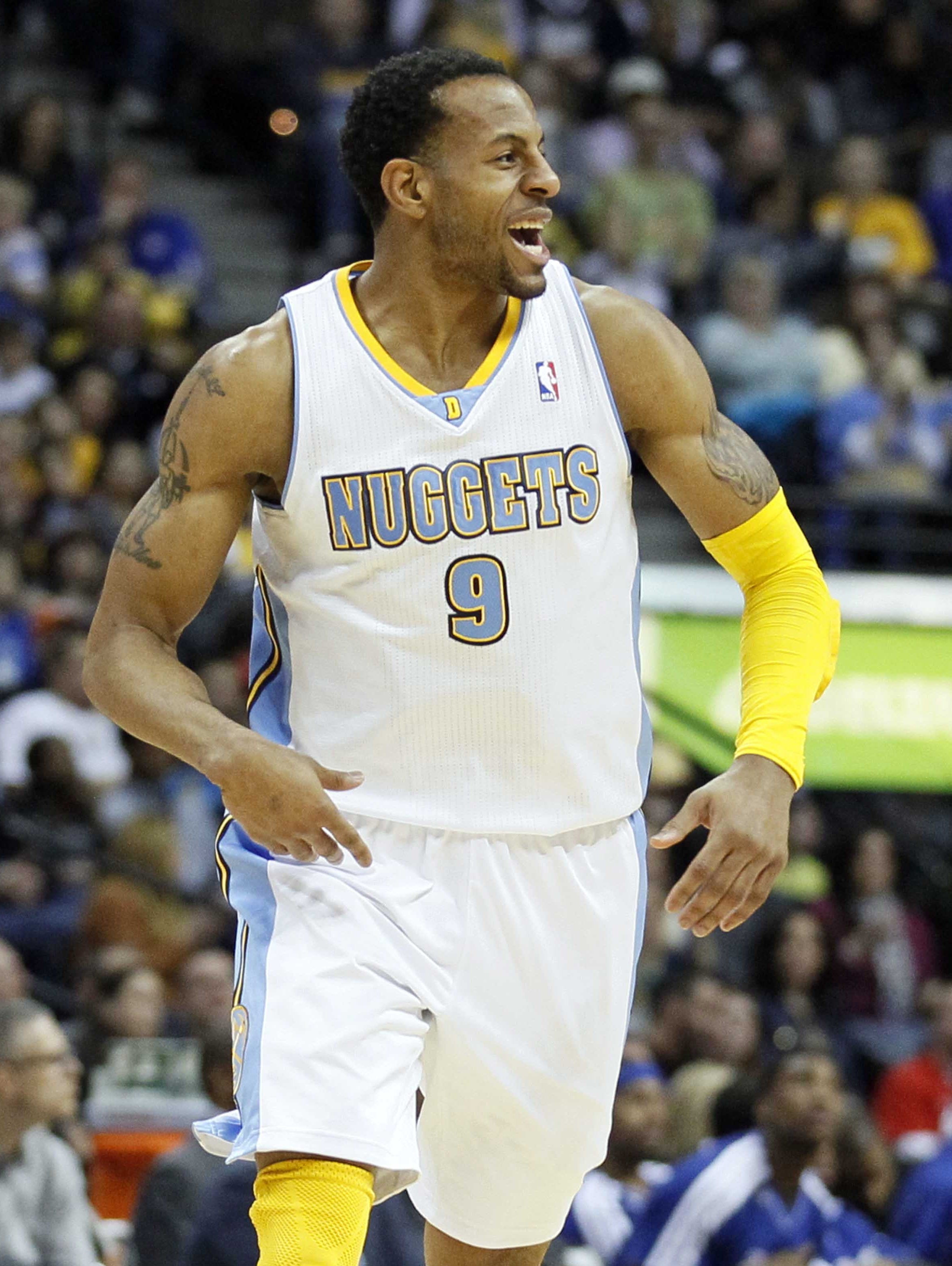 andre iguodala nuggets dunk