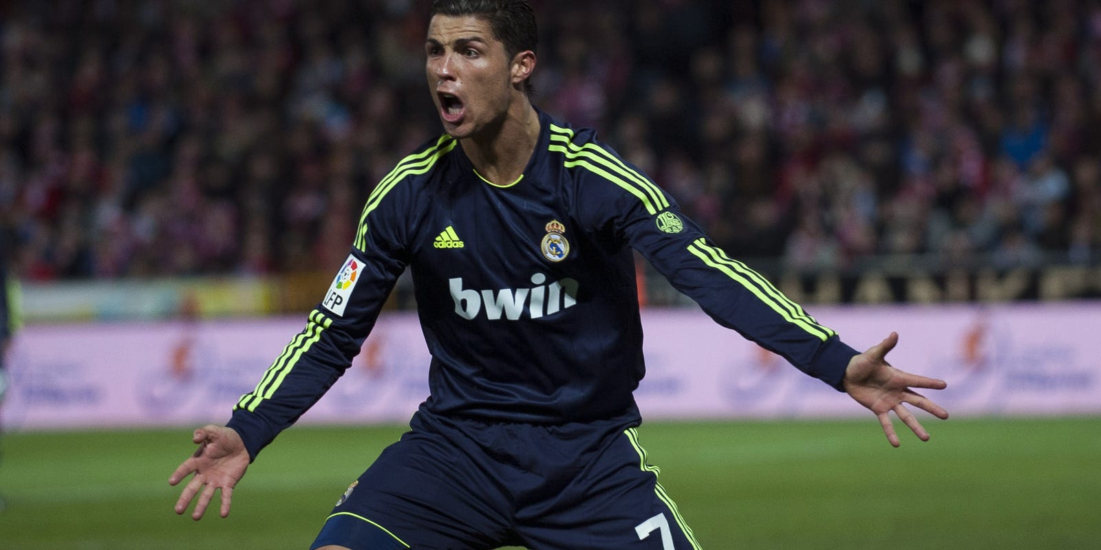 Cristiano Ronaldo scores 1st own-goal in Real Madrid loss