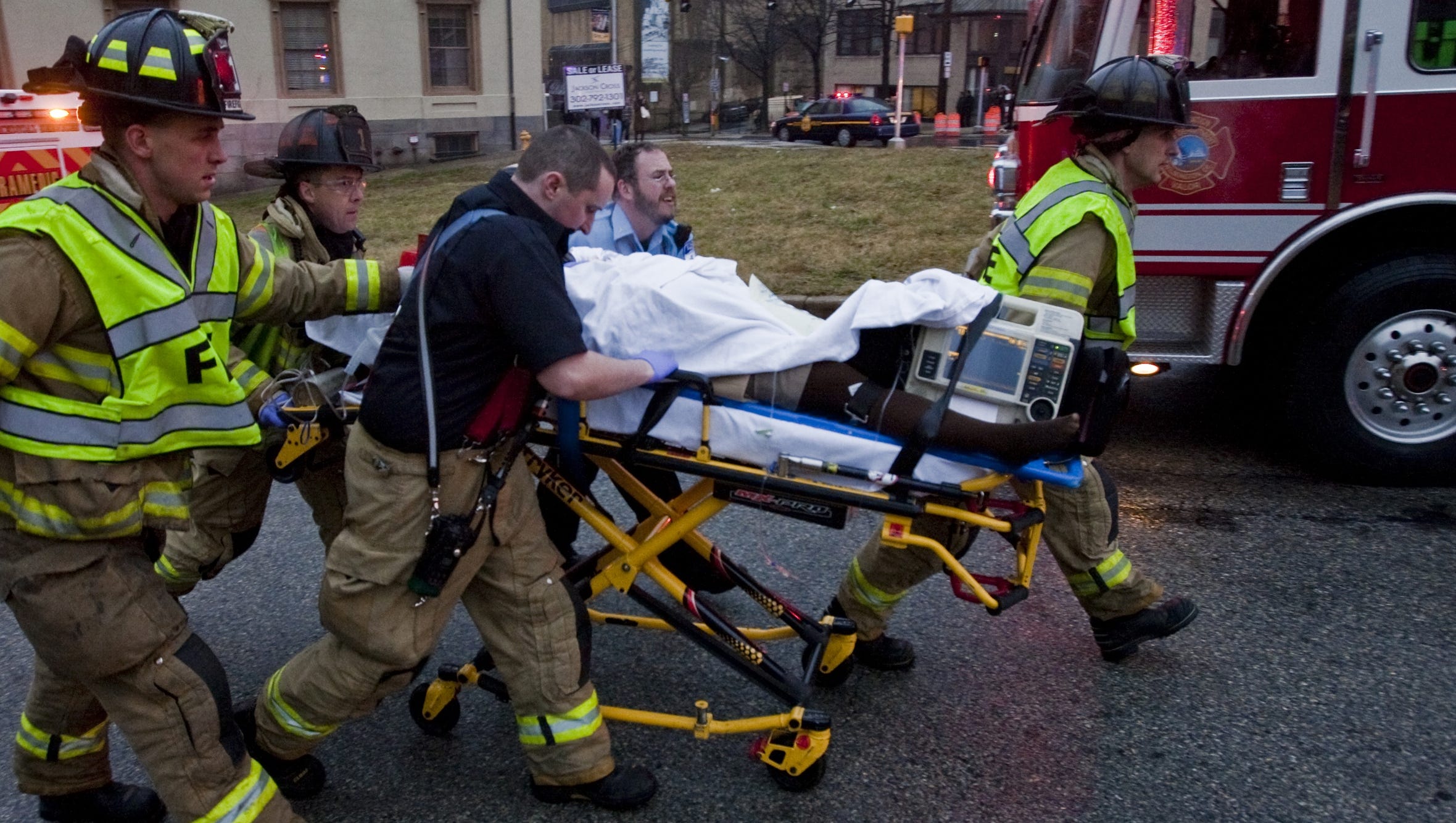 3 dead, 2 wounded in Del. courthouse shooting