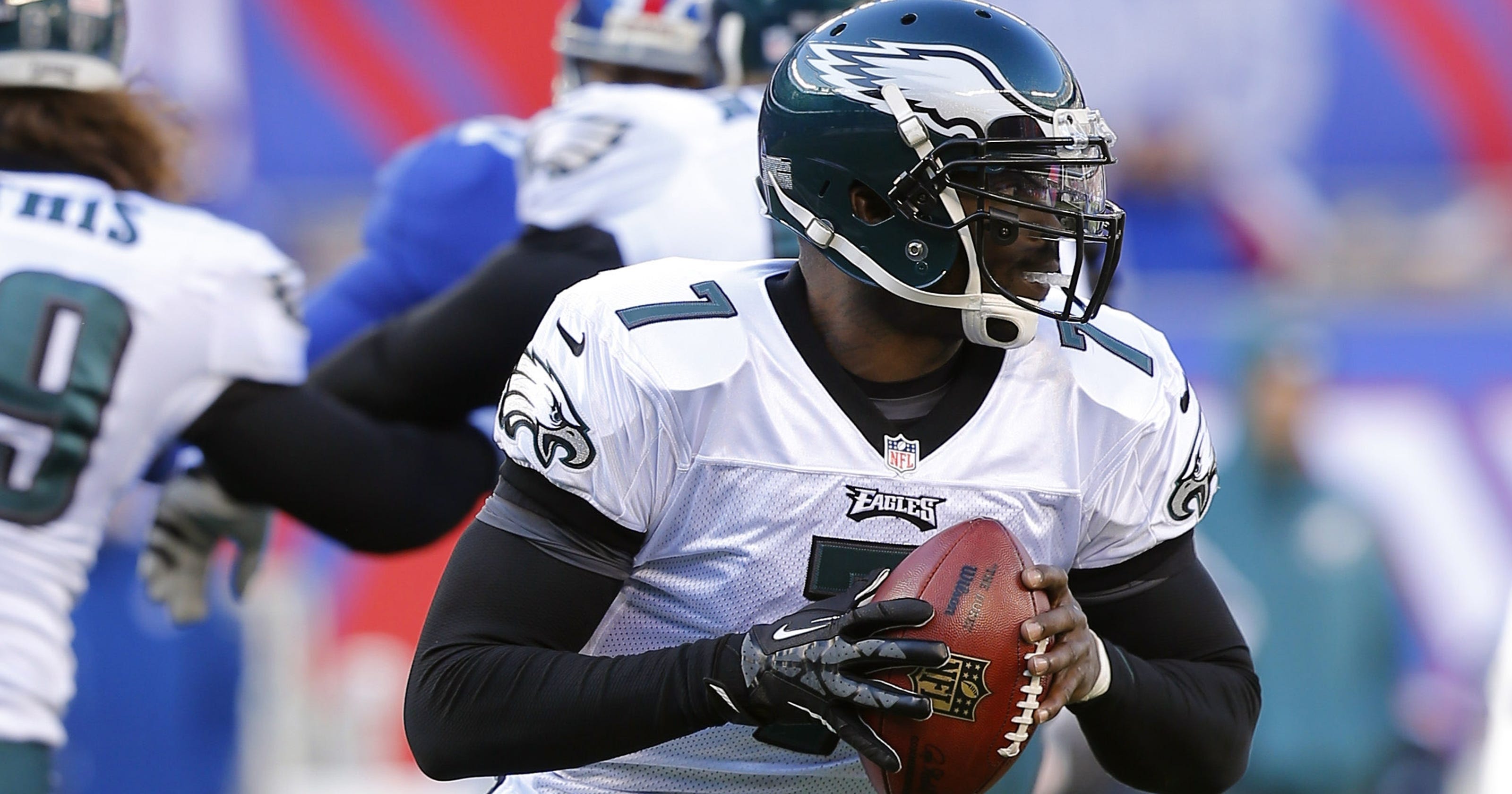 Eagles restructure Michael Vick's contract