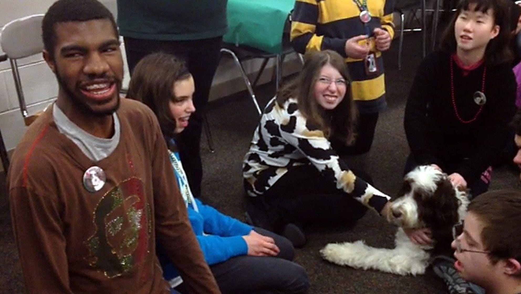how-do-therapy-dogs-help-with-stress