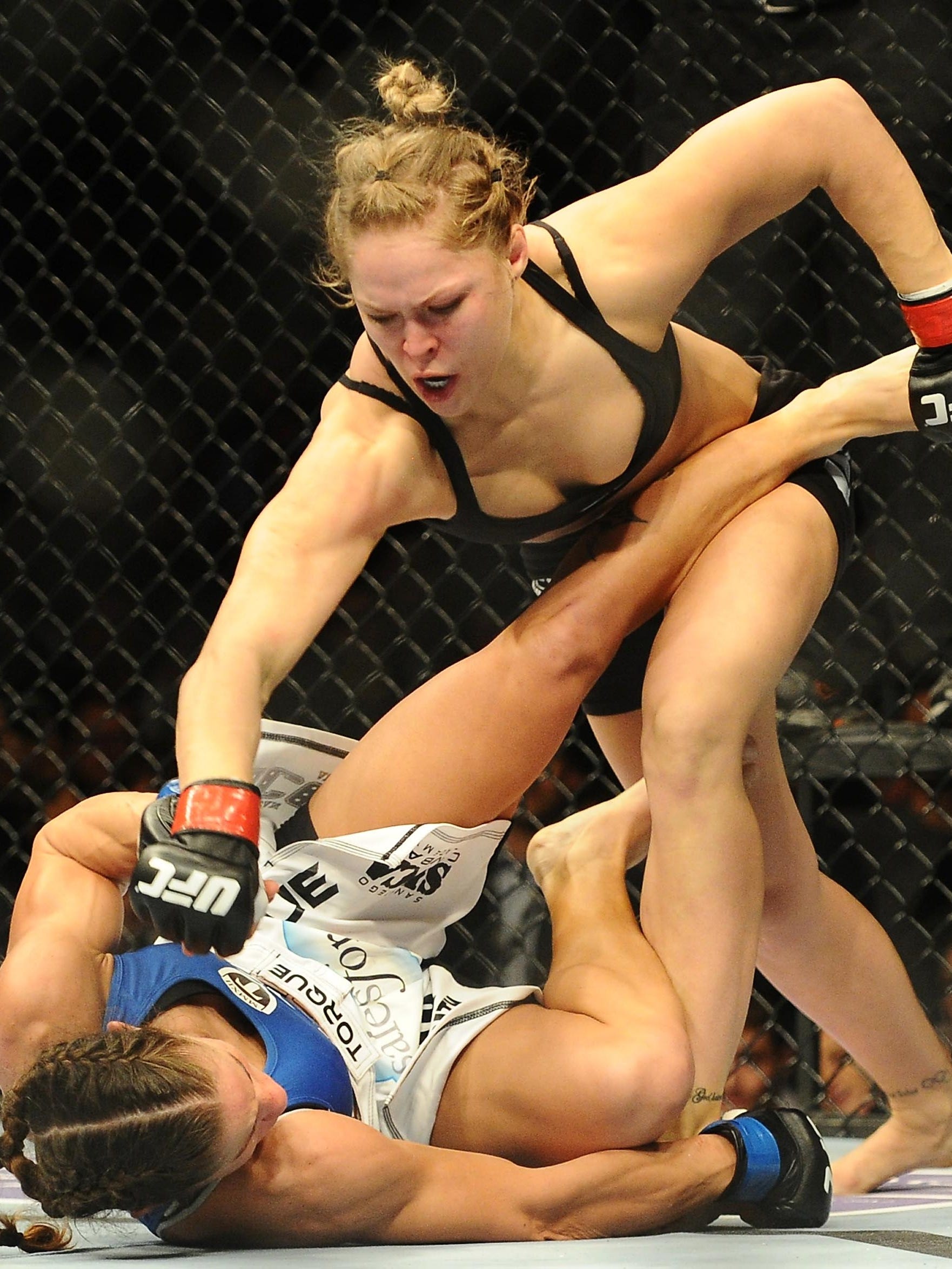 Ronda Rousey's Top 8 Most Impressive Armbar Finishes