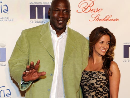 Yvette Prieto Is Michael Jordan S Fiancee Who Is She