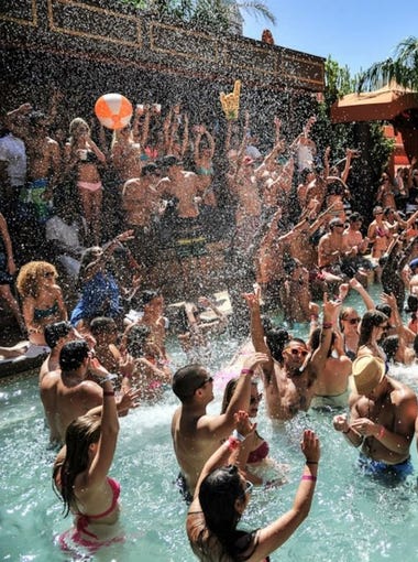 Guide: Adult, topless pools in Las Vegas