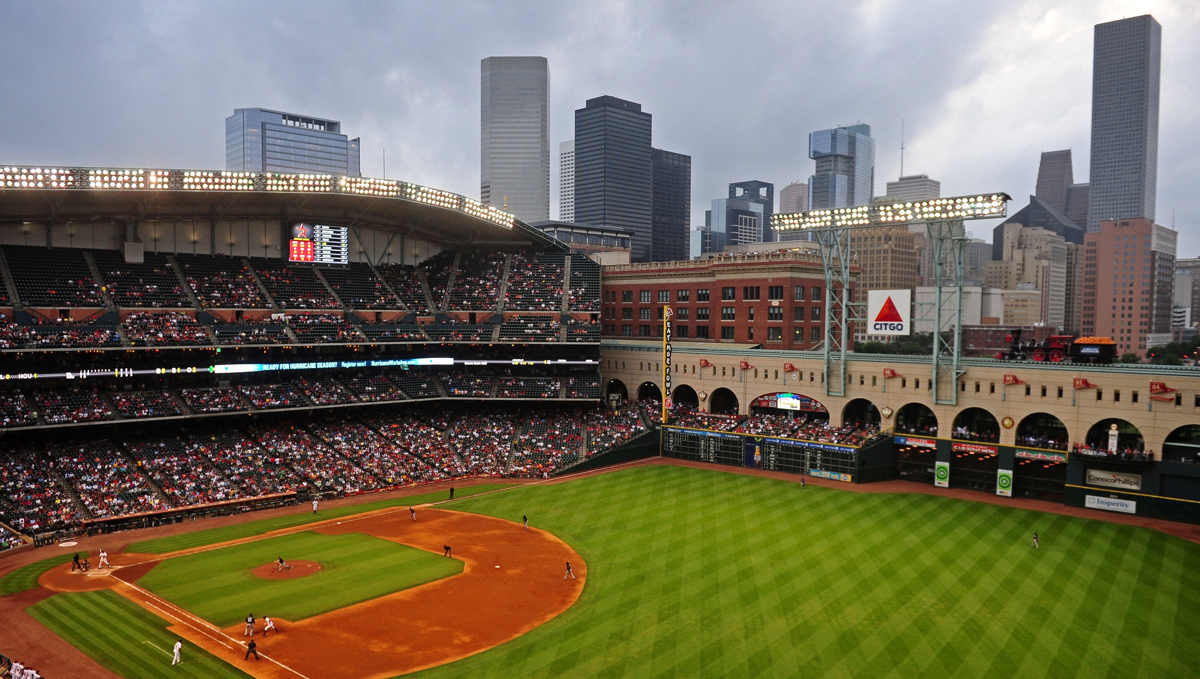 Stadium countdown: Minute Maid Park needs some juice