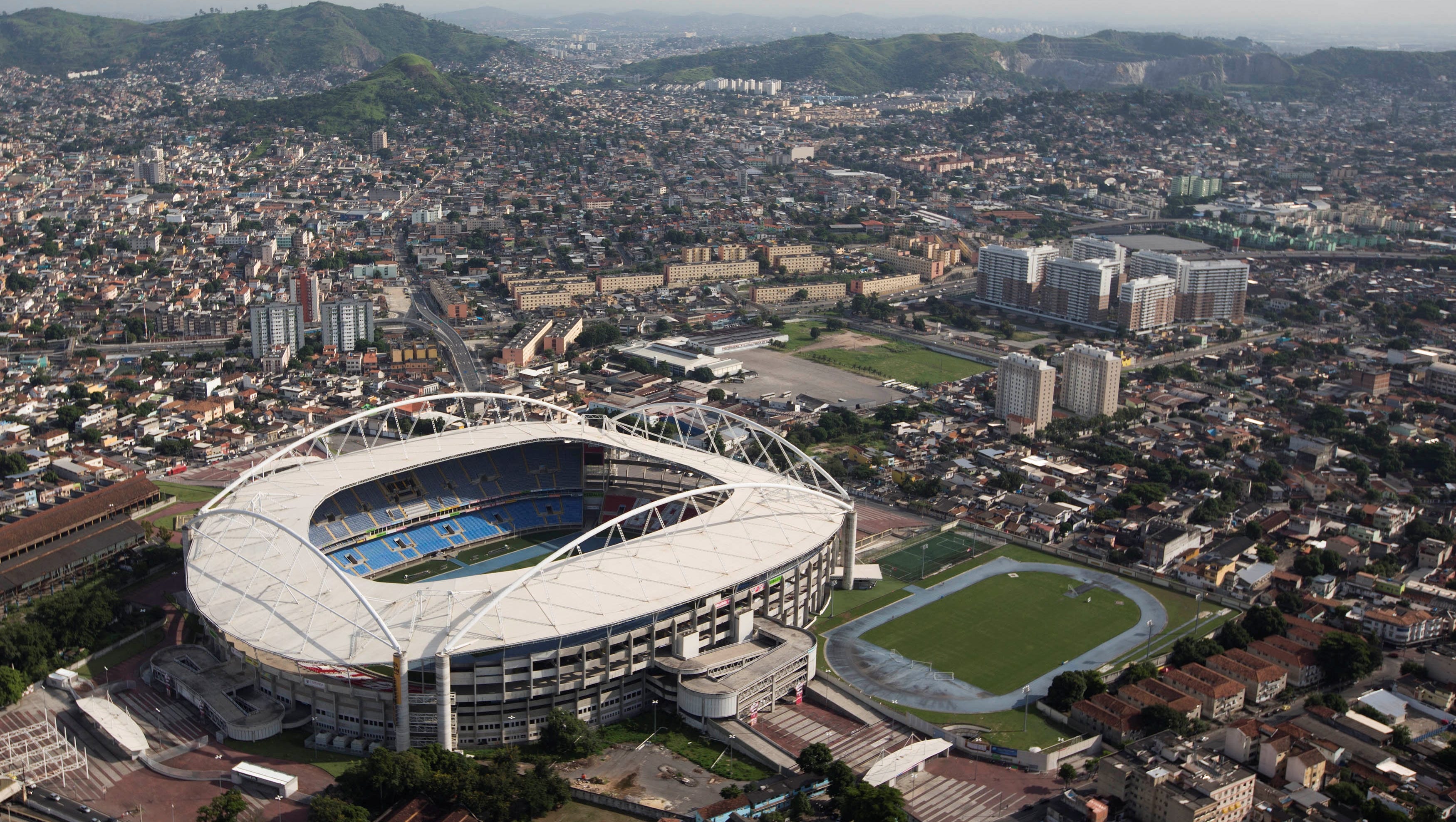 Rio S Olympic Stadium Faces More Problems