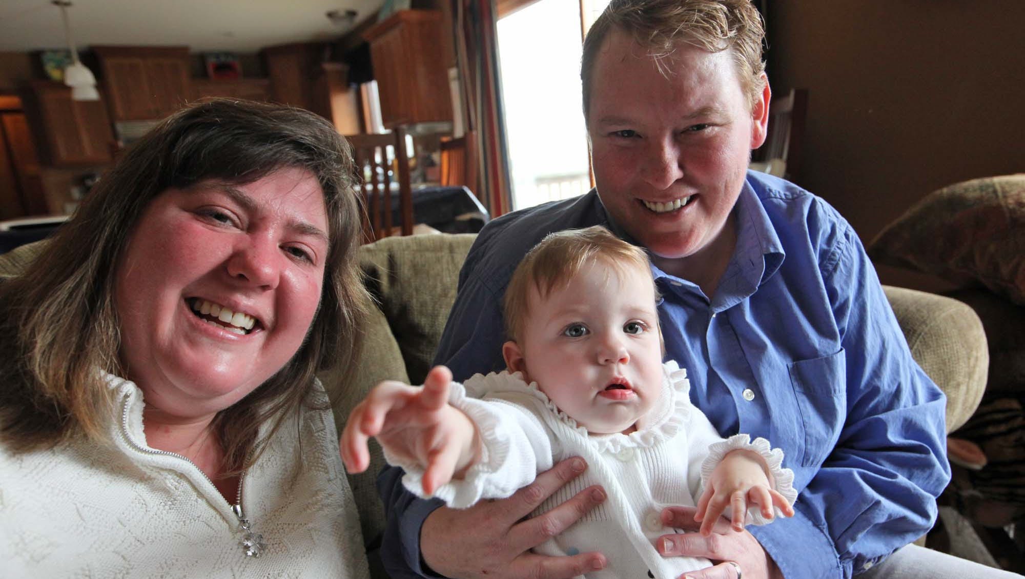 Iowa High Court Oks Same Sex Parents On Birth Certificate