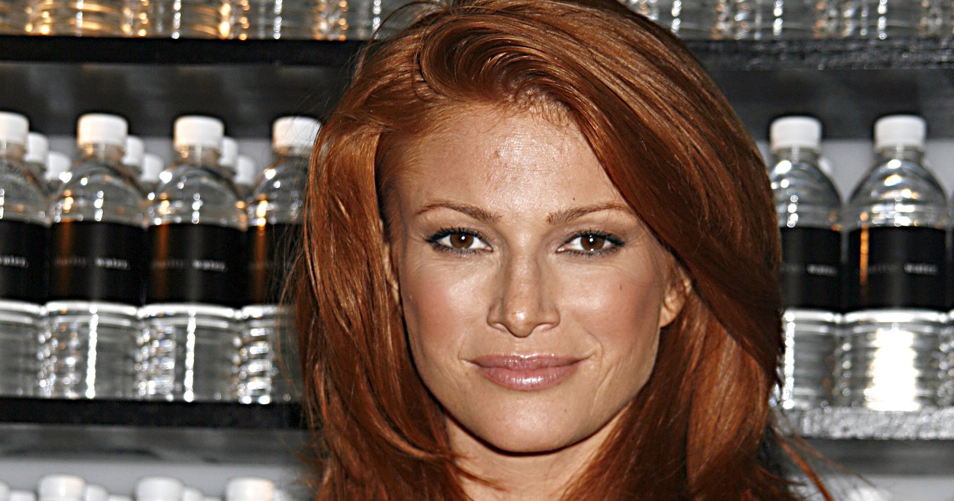 Angie Everhart Faces Thyroid Cancer