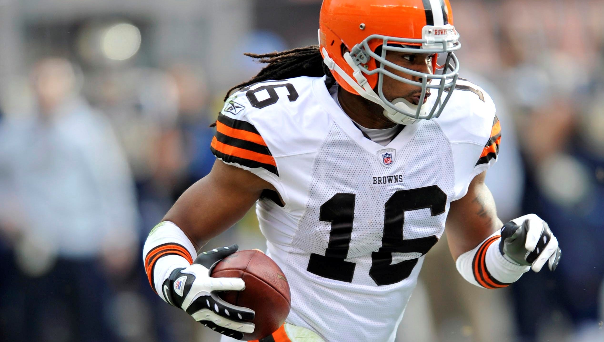 Raiders sign special teams star Josh Cribbs