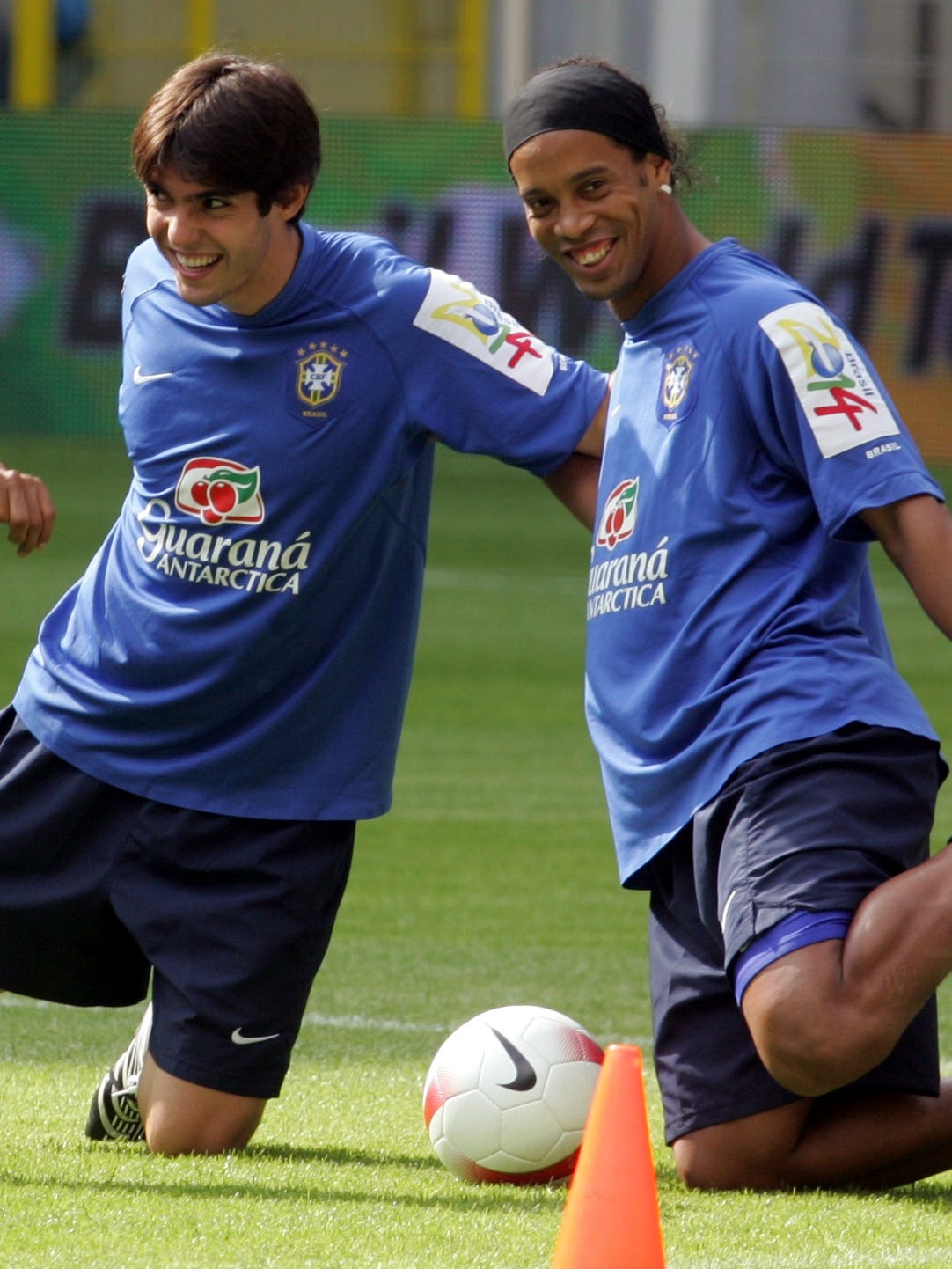 Ronaldinho Kaka Left Off Brazil S Confederations Cup Roster