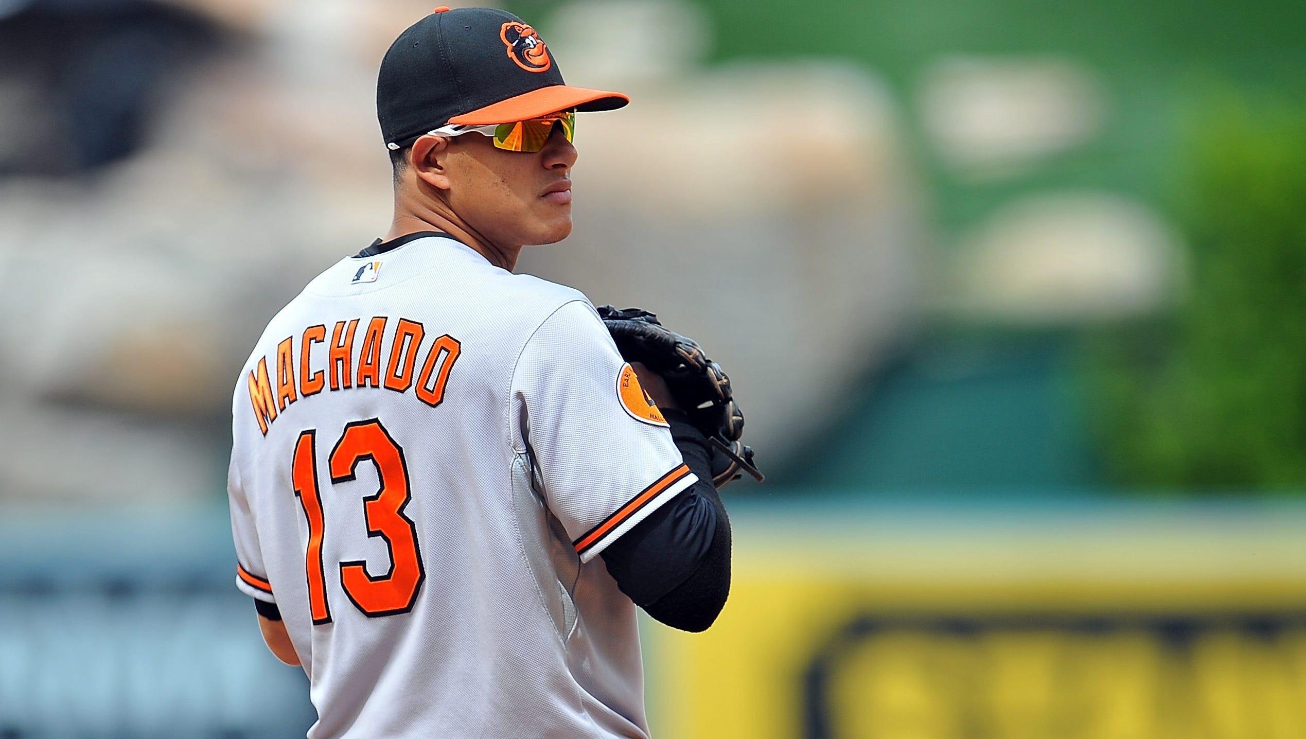 At 20, Manny Machado has stardom, wife