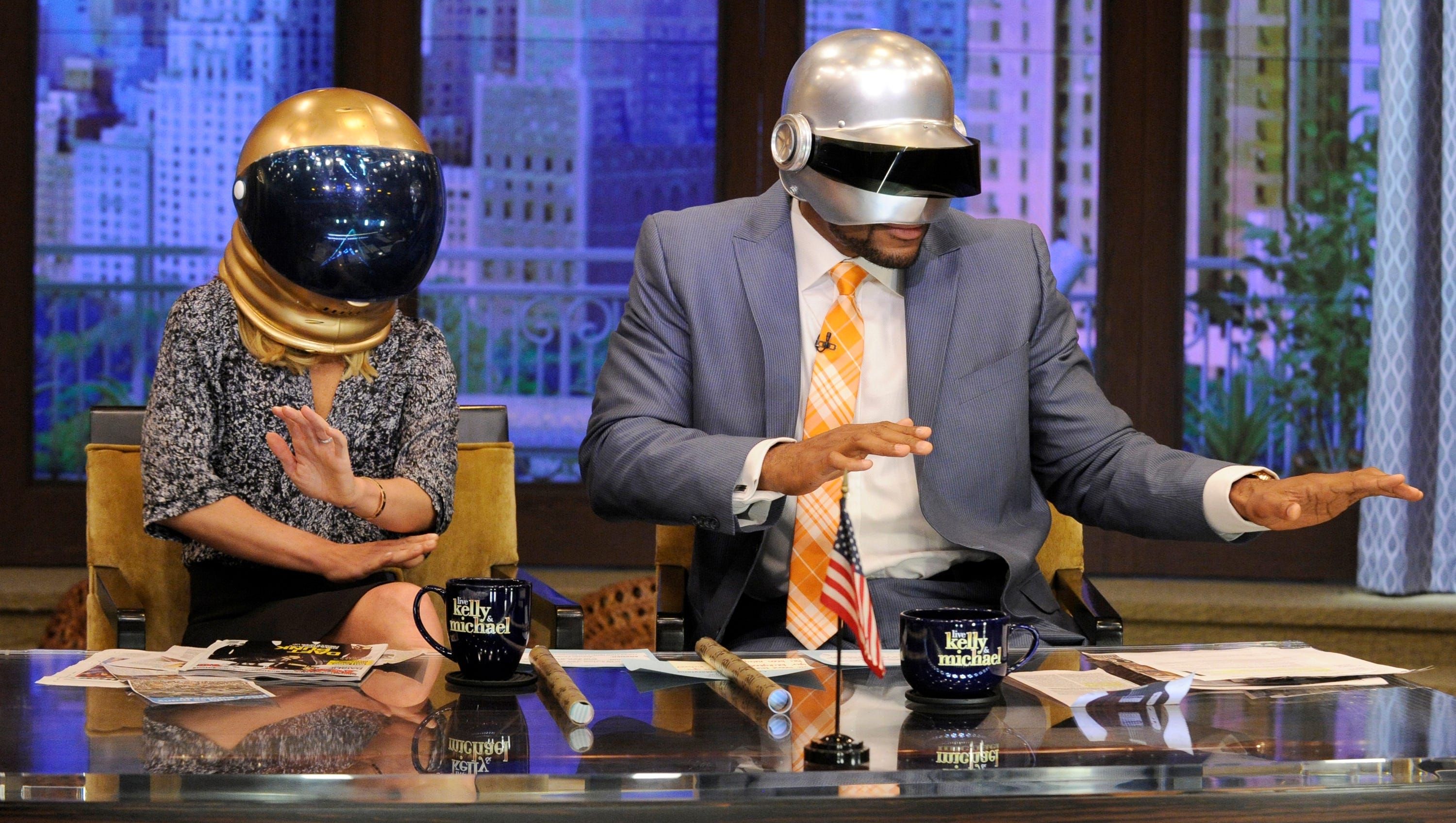 Next Fashion Trend Daft Punk Helmets Daft punk's publicist confirmed the french music duo broke up, just a few weeks after rumors about them performing with the weeknd at the super bowl lv. next fashion trend daft punk helmets