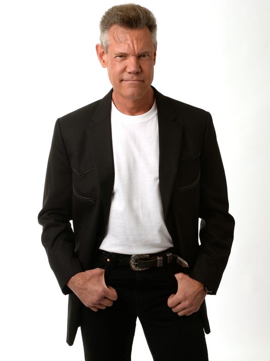 Randy Travis undergoes heart surgery