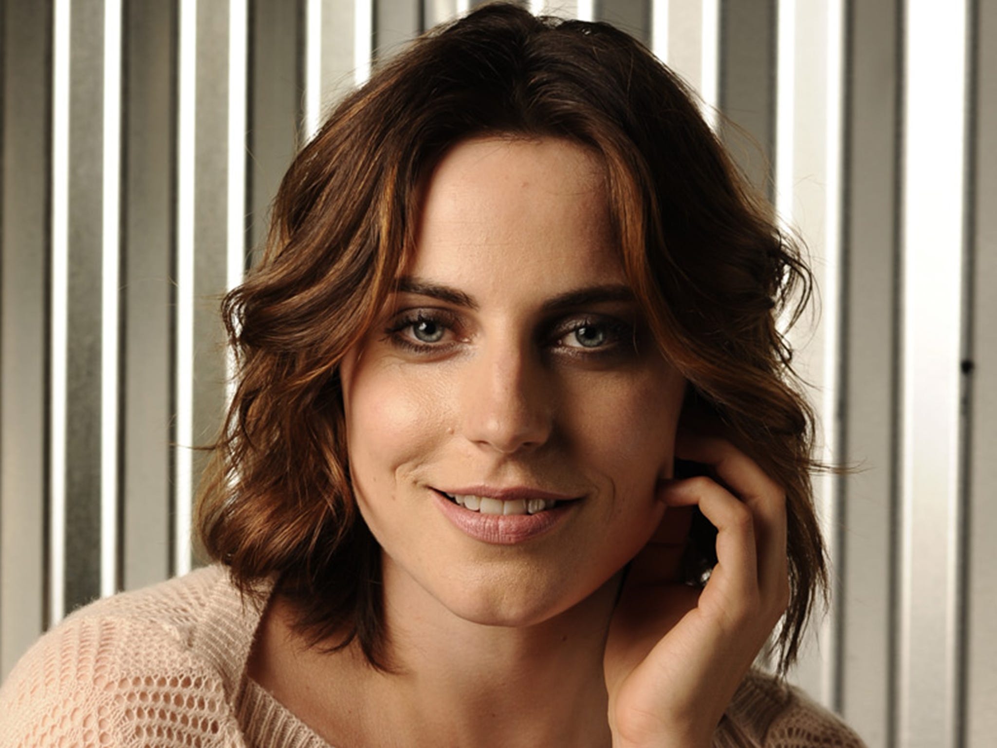 Man Of Steel S Antje Traue Superman Is Super Attractive She joins a cast that includes henry cavill as superman, amy adams as lois lane, michael shannon as general zod, diane. antje traue superman is super attractive