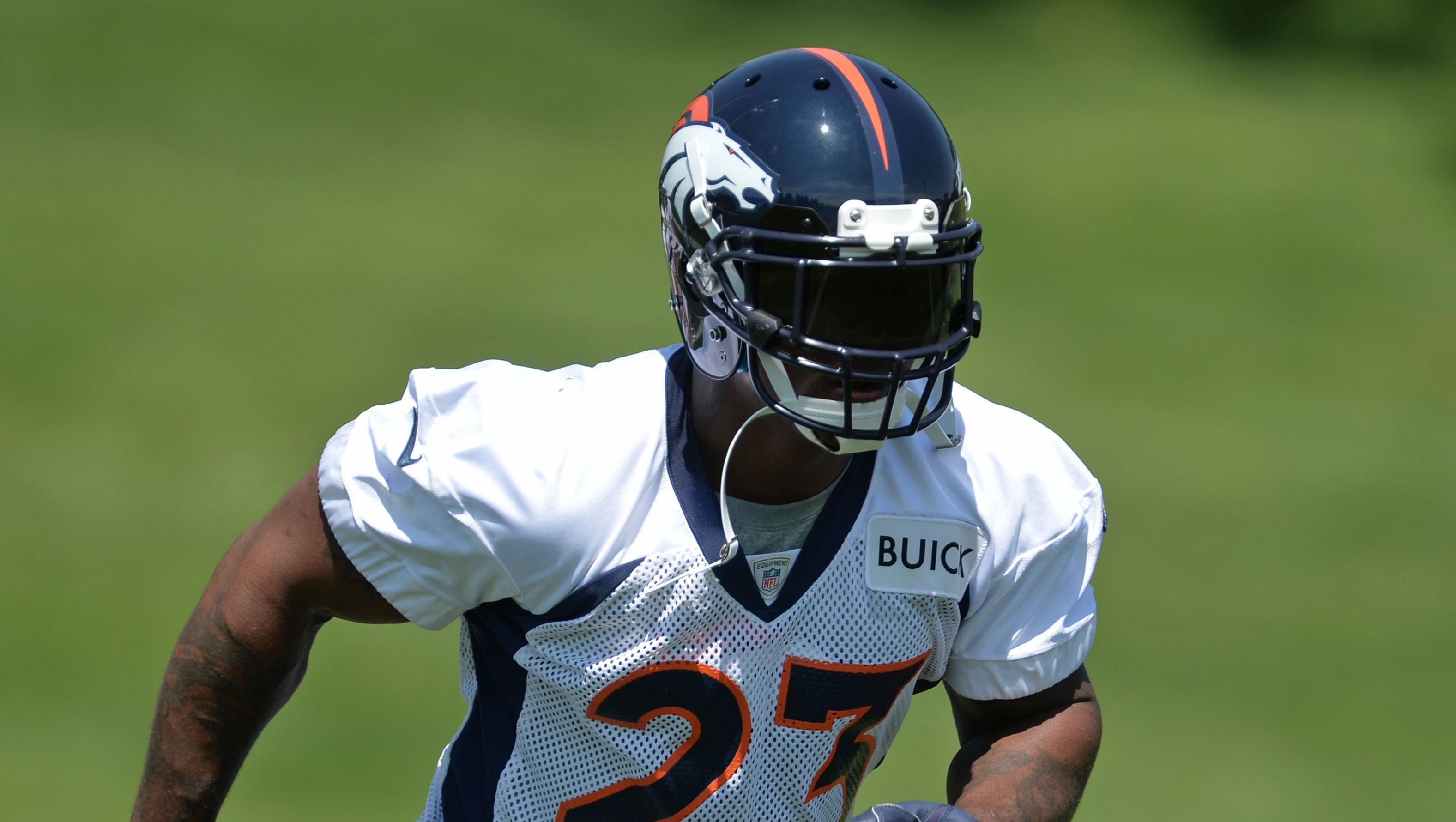 Broncos Release Running Back Willis McGahee
