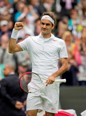Roger Federer cruises to a 6-3, 6-2, 6-0 victory Monday in his first-round match against Victor Hanescu of Romania.