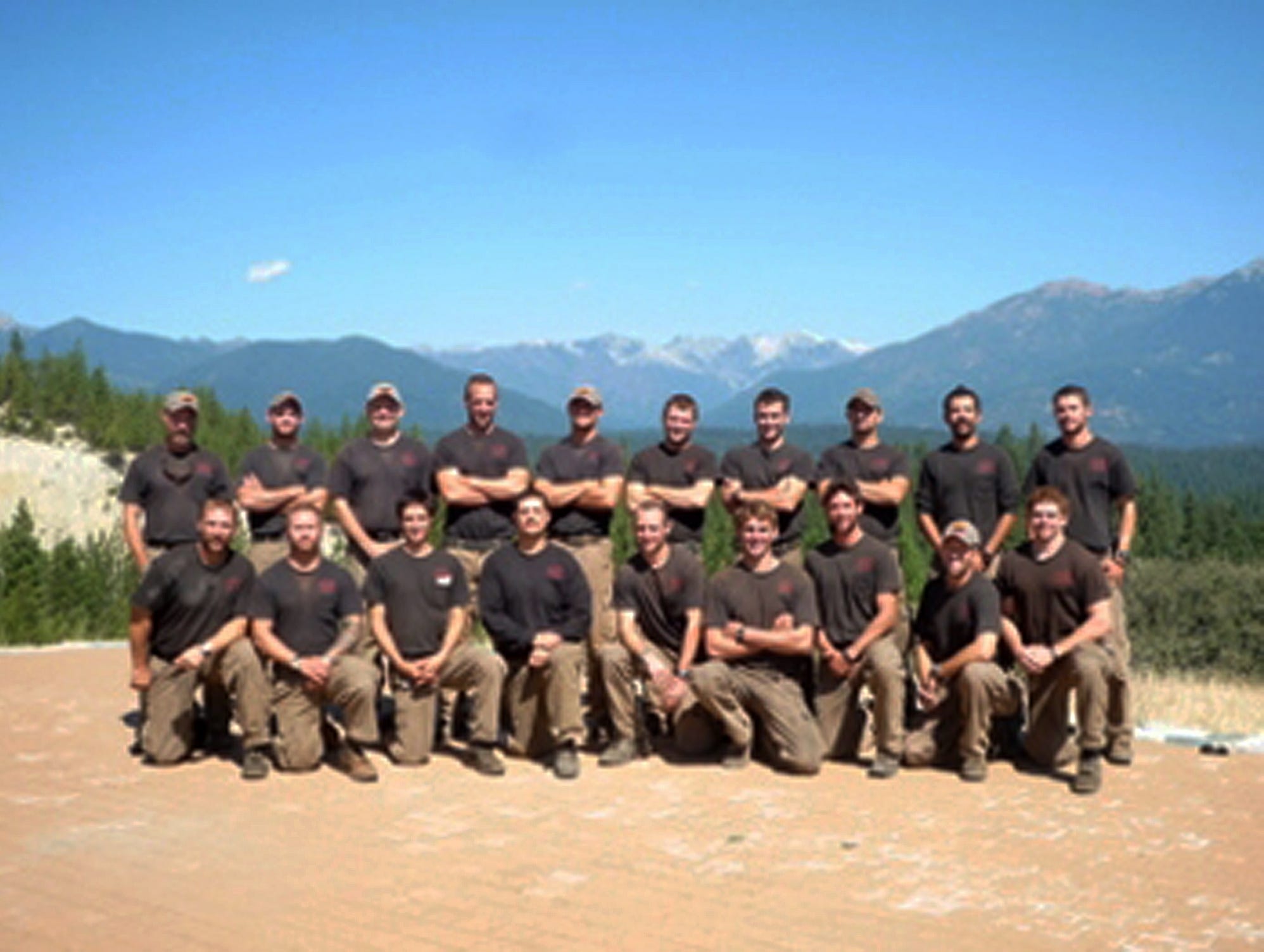 hotshot teams are the elite of wildfire fighters hotshot firefighter