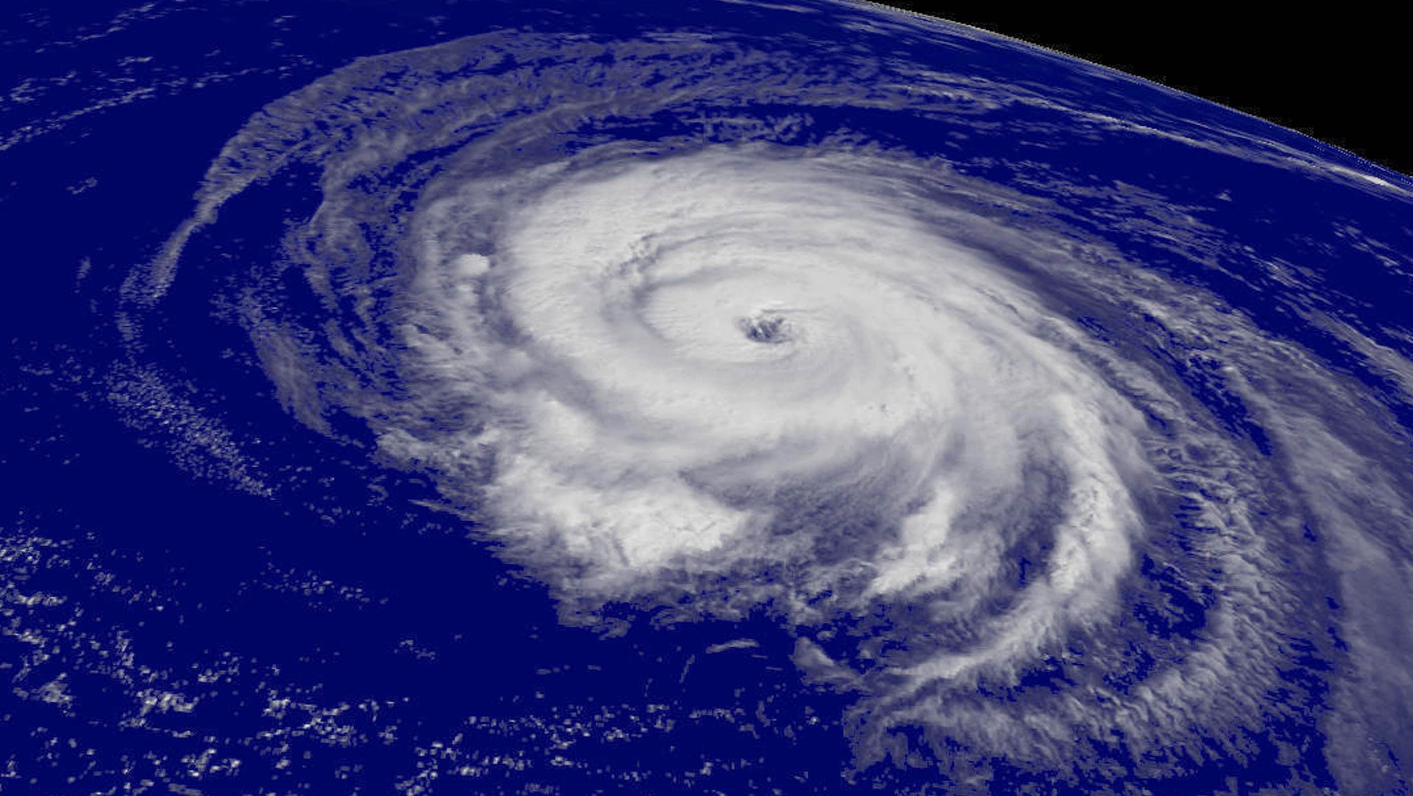 Storm warning: Climate change to spawn more hurricanes