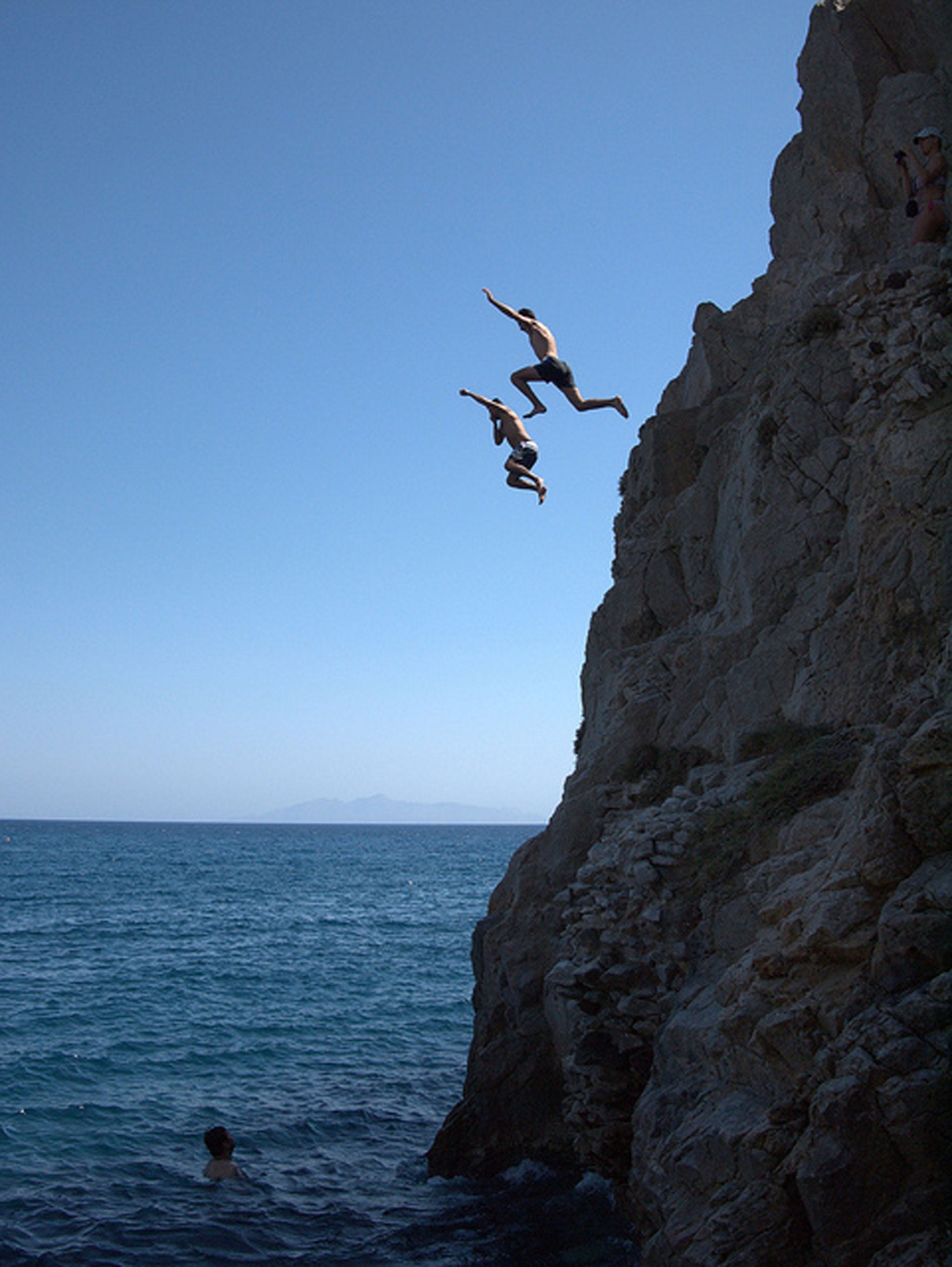 World S Most Thrilling Cliff Diving Spots