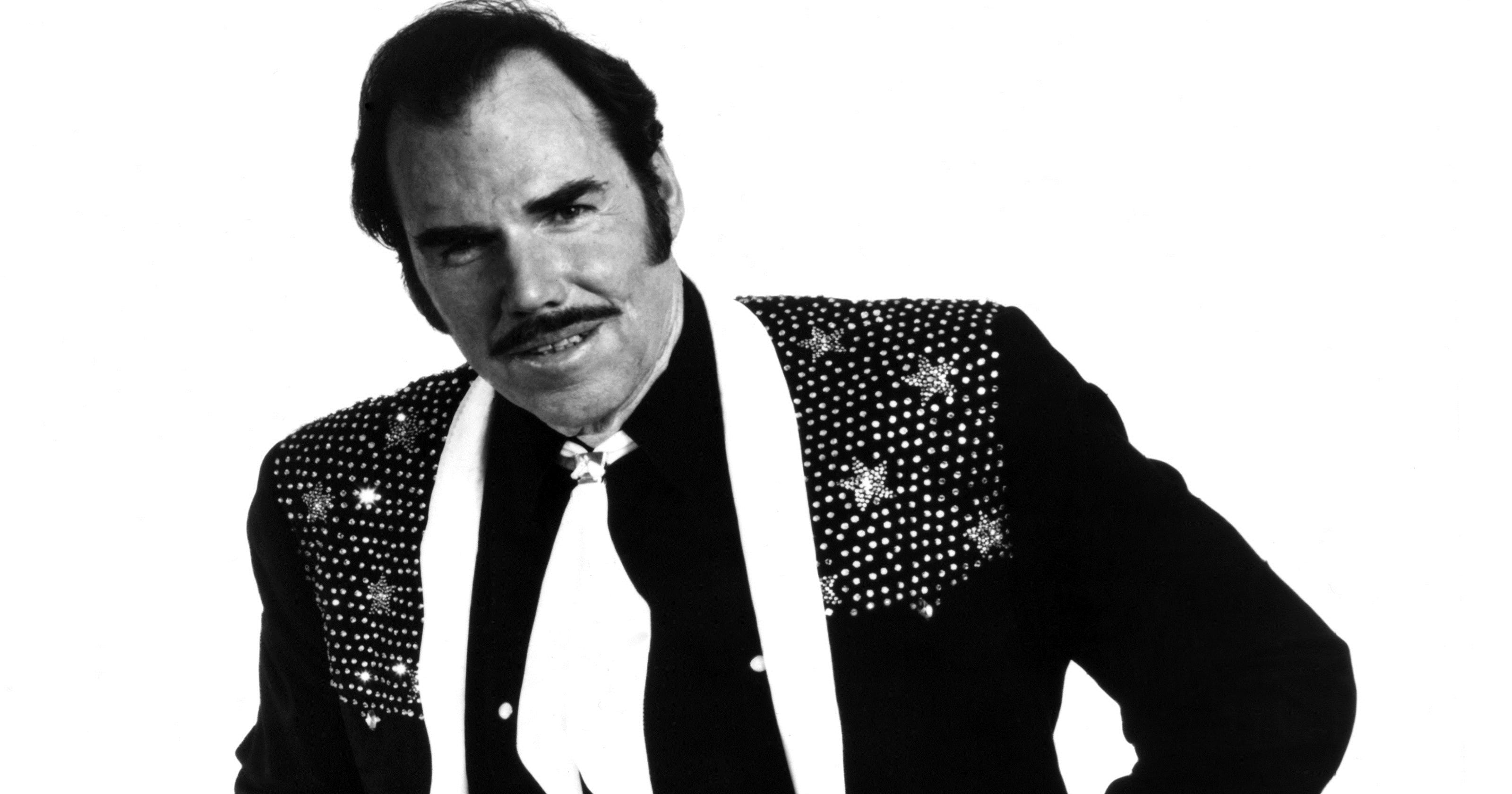 Country yodel king Slim Whitman dies at age 90 