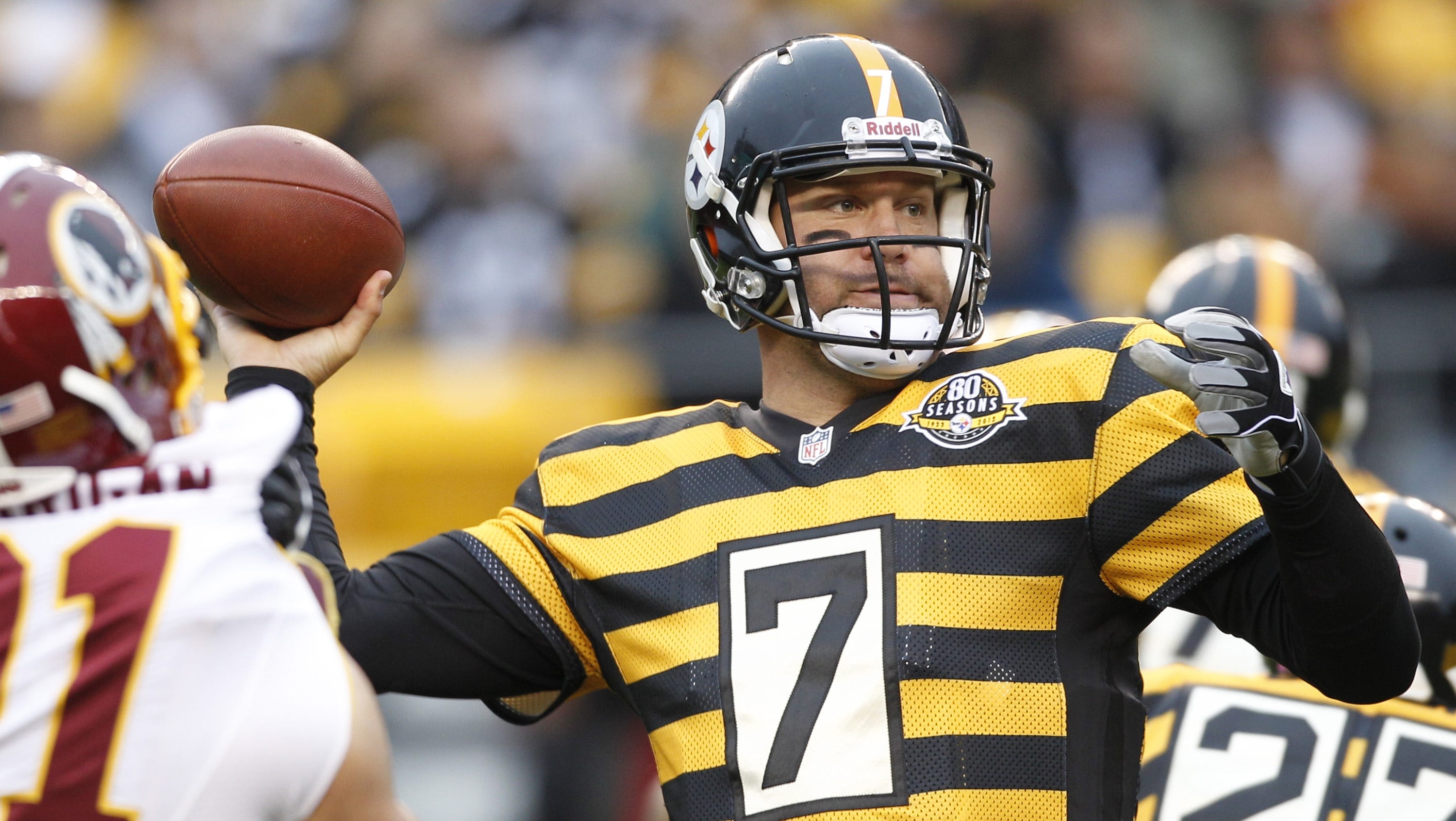 Steelers' jailbird bumblebee throwbacks 