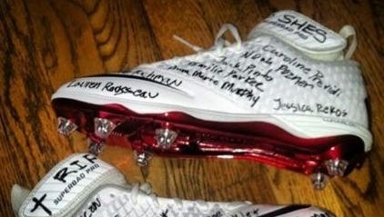 Chris Johnson's cleats honor 'all the 