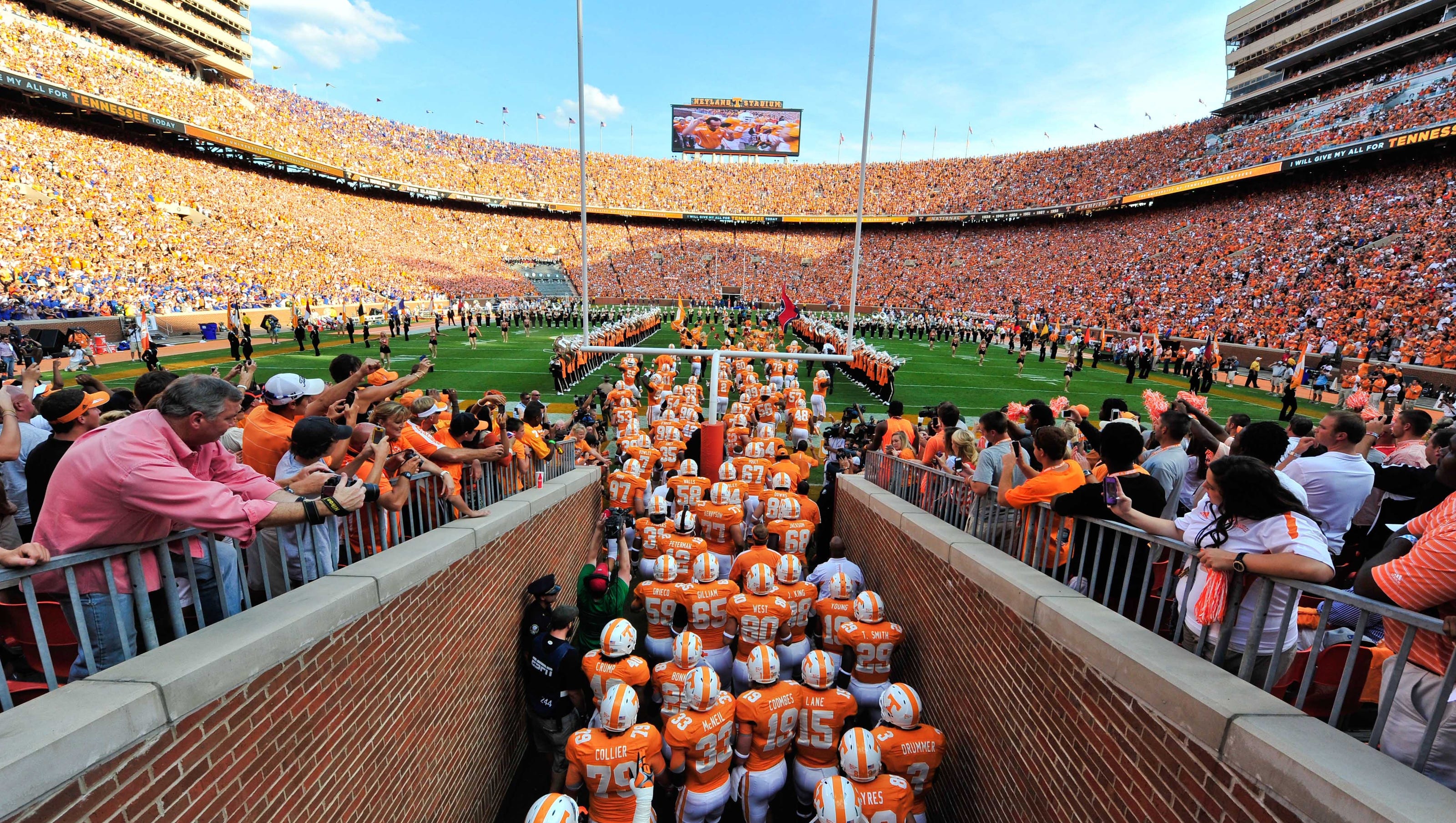 Report Tennessee athletics over 200 million in debt