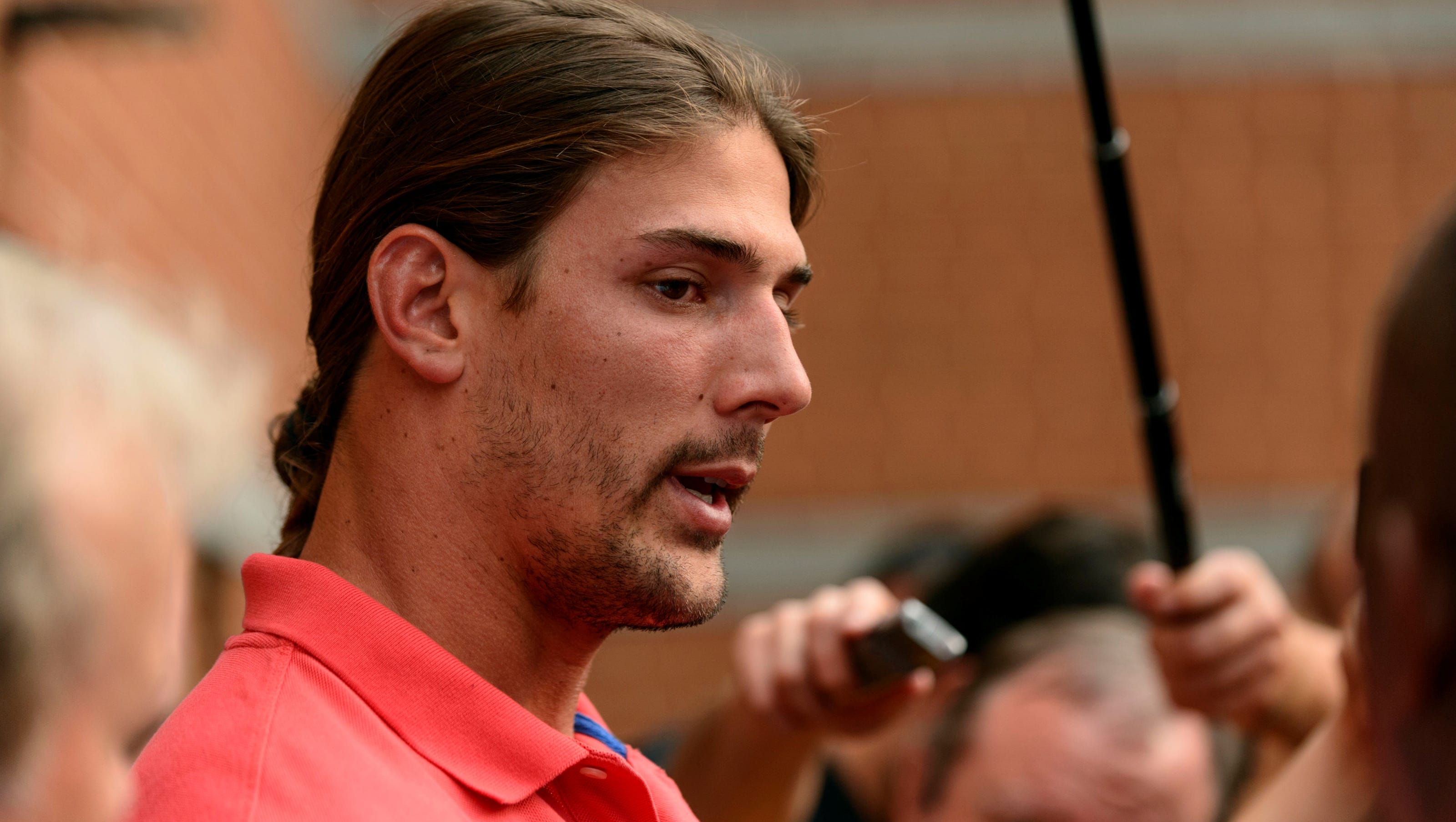 Riley Cooper vows apology to black teammates after slur