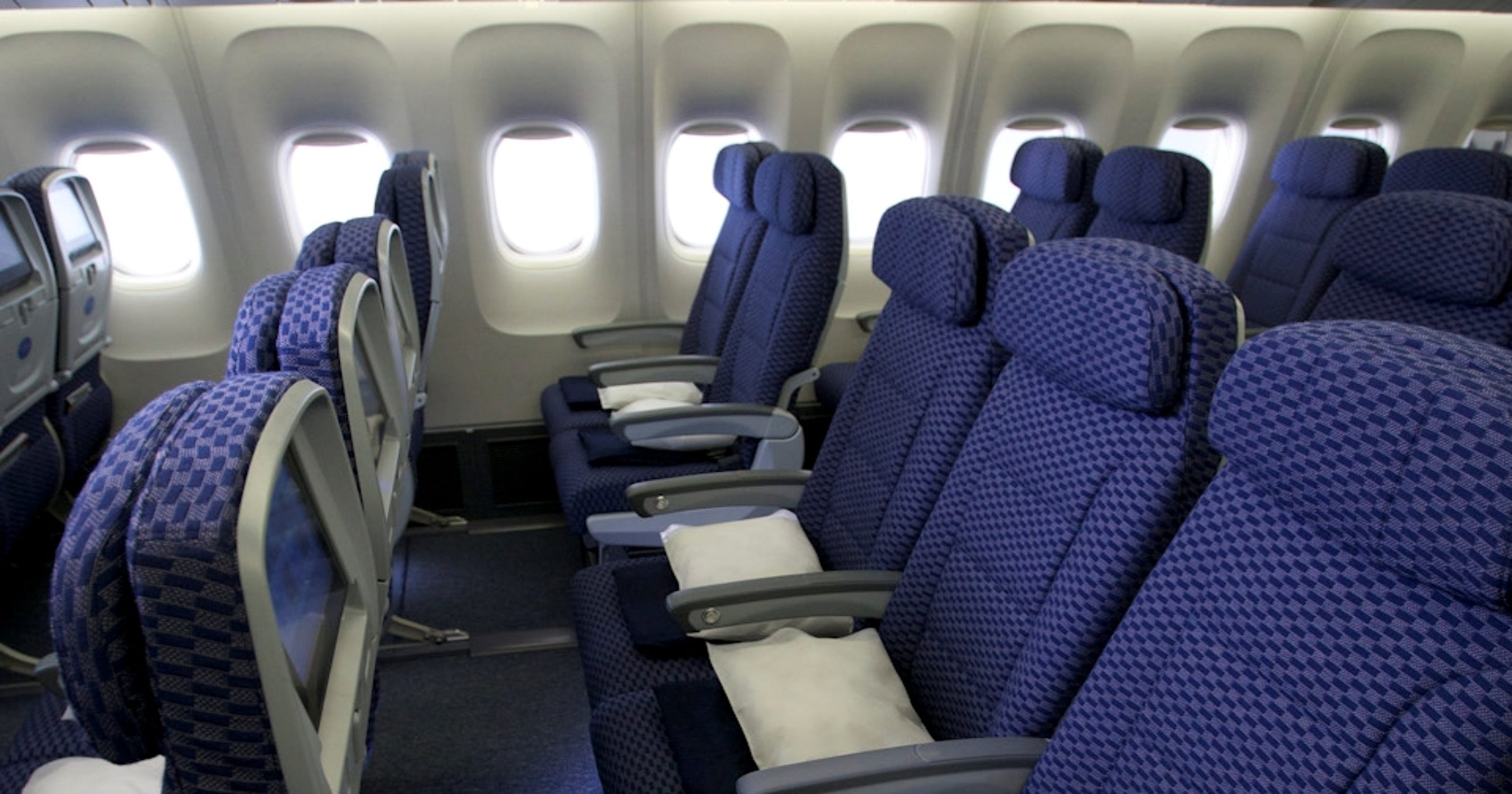 1375818036000  United Economy Plus1 1308061543_16_9