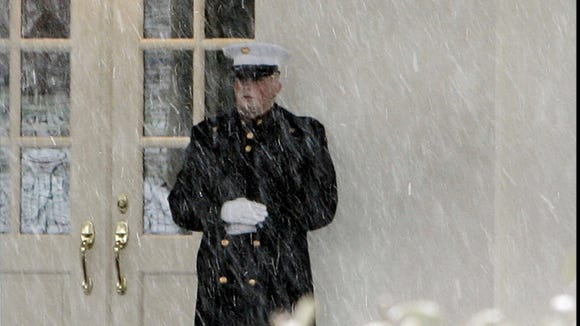 ap-aptopix-white-house-snow_001-16_9.jpg