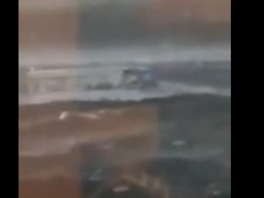 Eyewitness video: Couple on Branson Belle saw duck boat ...