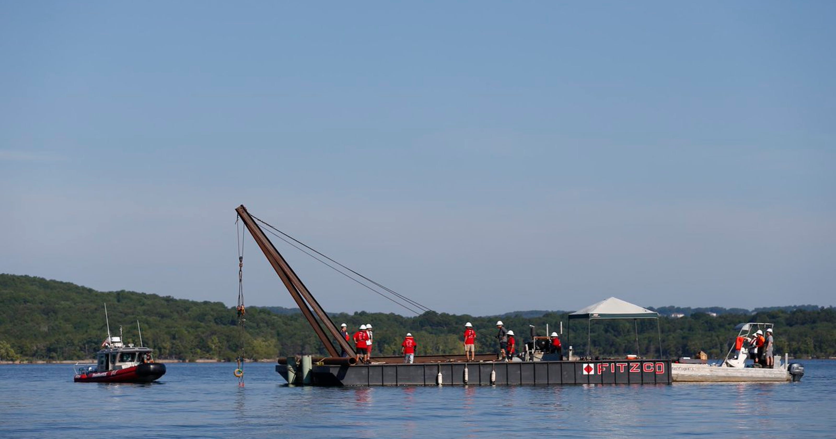 Branson duck boat to be hauled from Table Rock Lake
